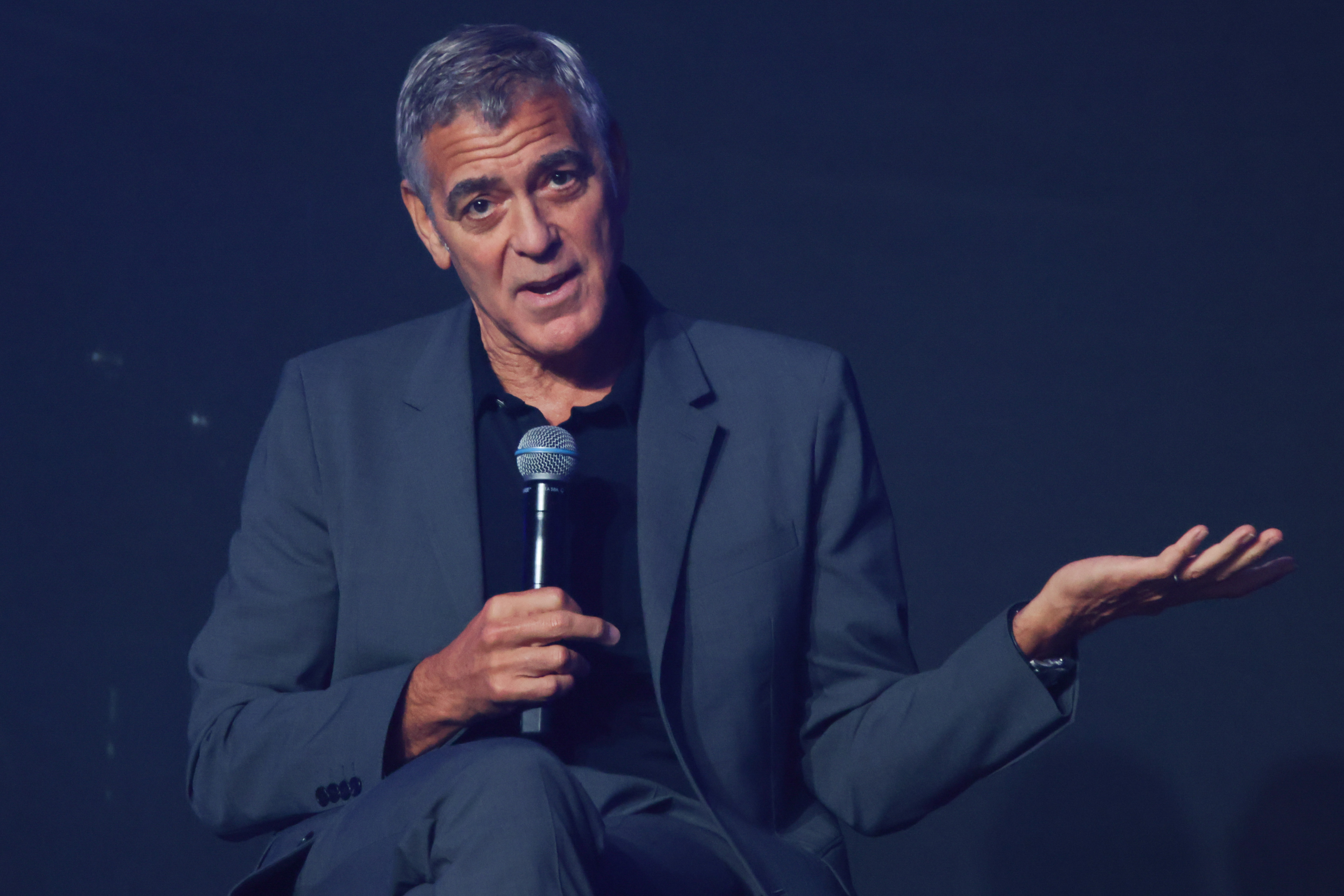 George Clooney a déclaré qu'Amal et lui avaient choisi de s'installer dans le sud de la France pour que leurs enfants puissent grandir loin des feux de la rampe d'Hollywood. | Source : Getty Images