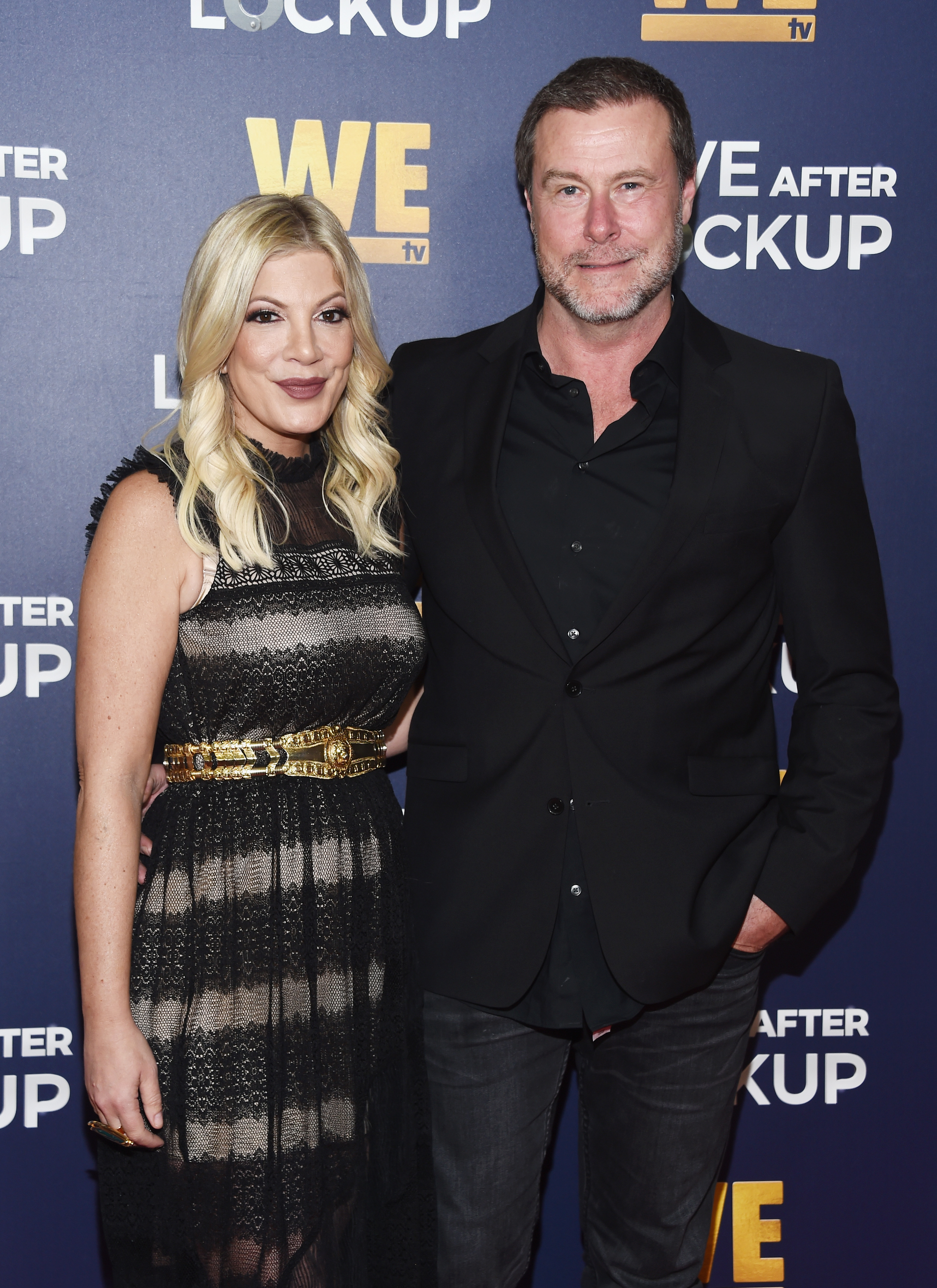 Tori Spelling et Dean McDermott arrivent à l'événement Real Love de WE tv : Relationship Reality TV's Past, Present &amp; Future événement à Beverly Hills, en Californie, le 11 décembre 2018. | Source : Getty Images