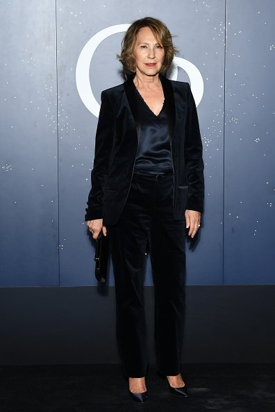 Nathalie Baye assiste à la saison d'ouverture du Gala du Ballet de l'Opéra de Paris dans le cadre de la Fashion Week de Paris Printemps / Été 2019 le 27 septembre 2018 à Paris, France. | Photo : Getty Images