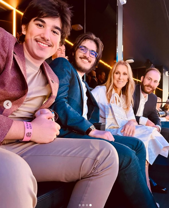 Céline Dion, Eddy, Nelson et René-Charles Angélil posant ensemble le 29 juin 2024 | Source : Instagram/celinedion