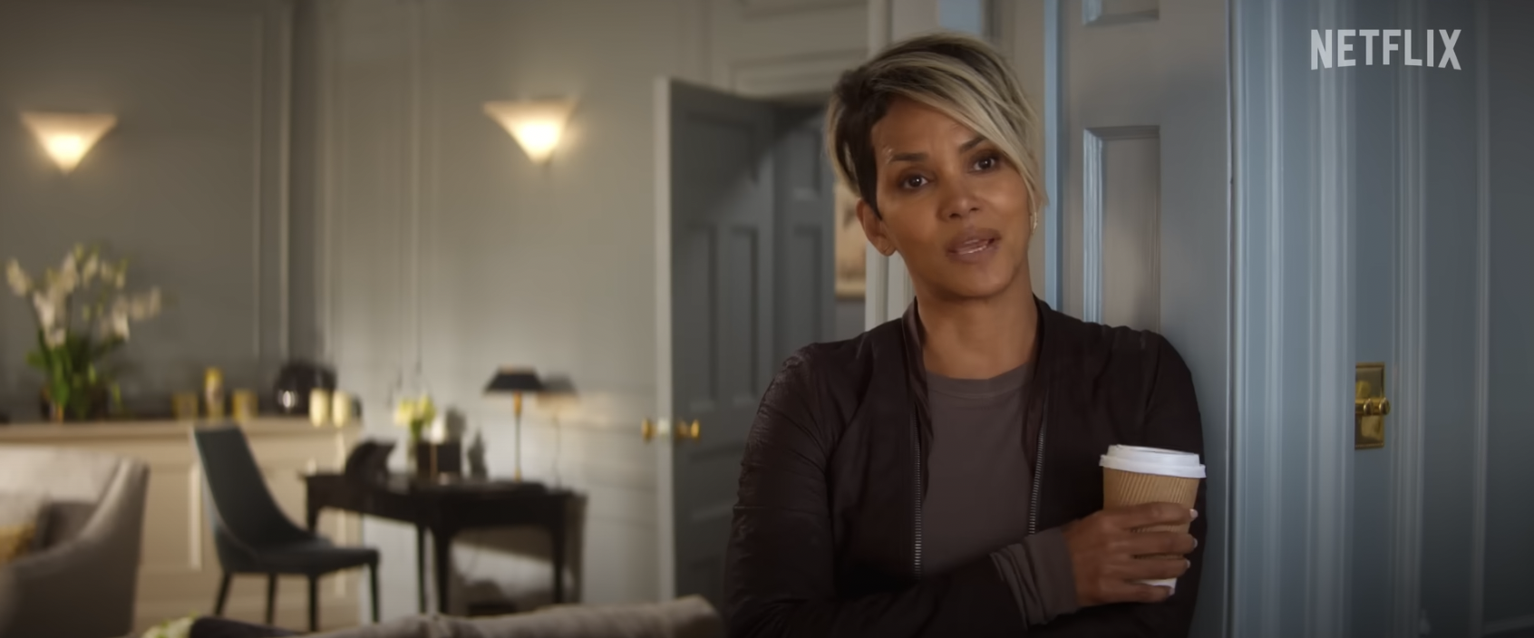 Halle Berry | Source : YouTube/Netflix