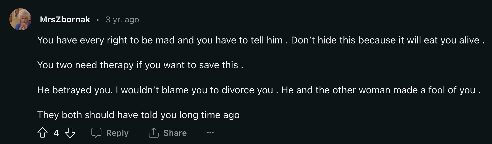 Capture d'écran d'un commentaire sur l'histoire de la femme | Source : Reddit/relationship_advice