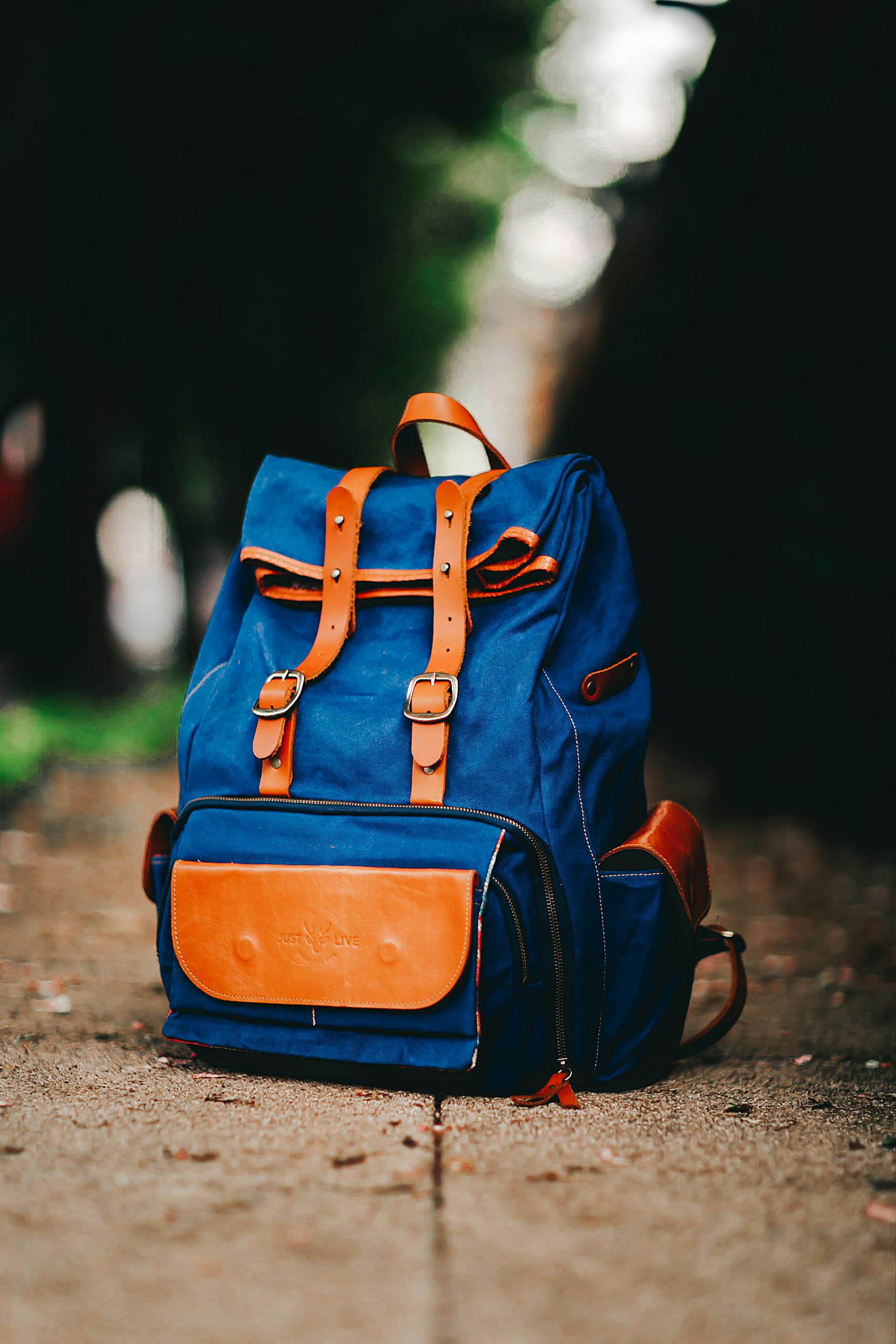 A backpack | Source: Pexels