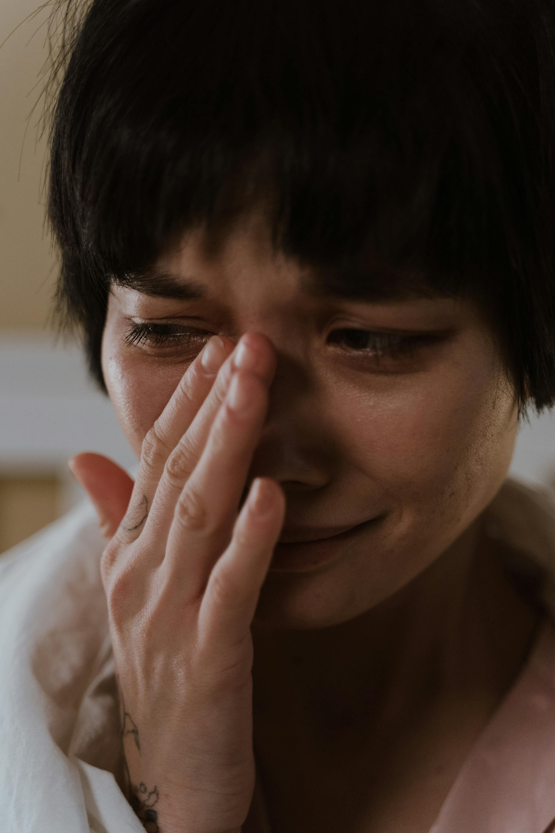 Une femme qui pleure | Source : Pexels