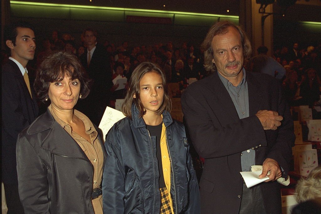 Patrick Chesnais, Josiane Stoléru et leur fille le 19 octobre 1997. l Source : Getty Images