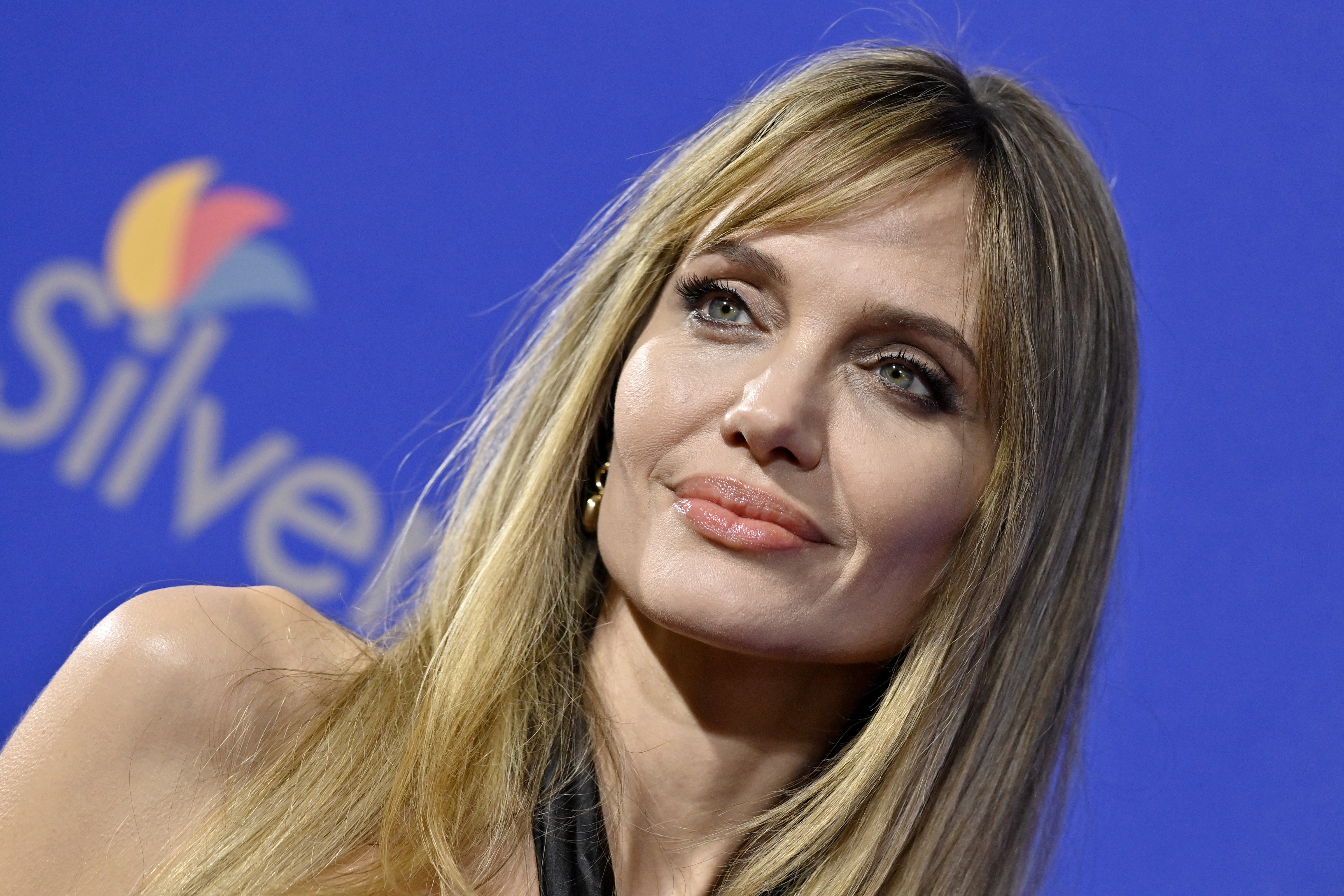 Angelina Jolie assiste à la 36e cérémonie annuelle de remise des prix du festival international du film de Palm Springs, le 03 janvier 2025, à Palm Springs, en Californie. | Source : Getty Images