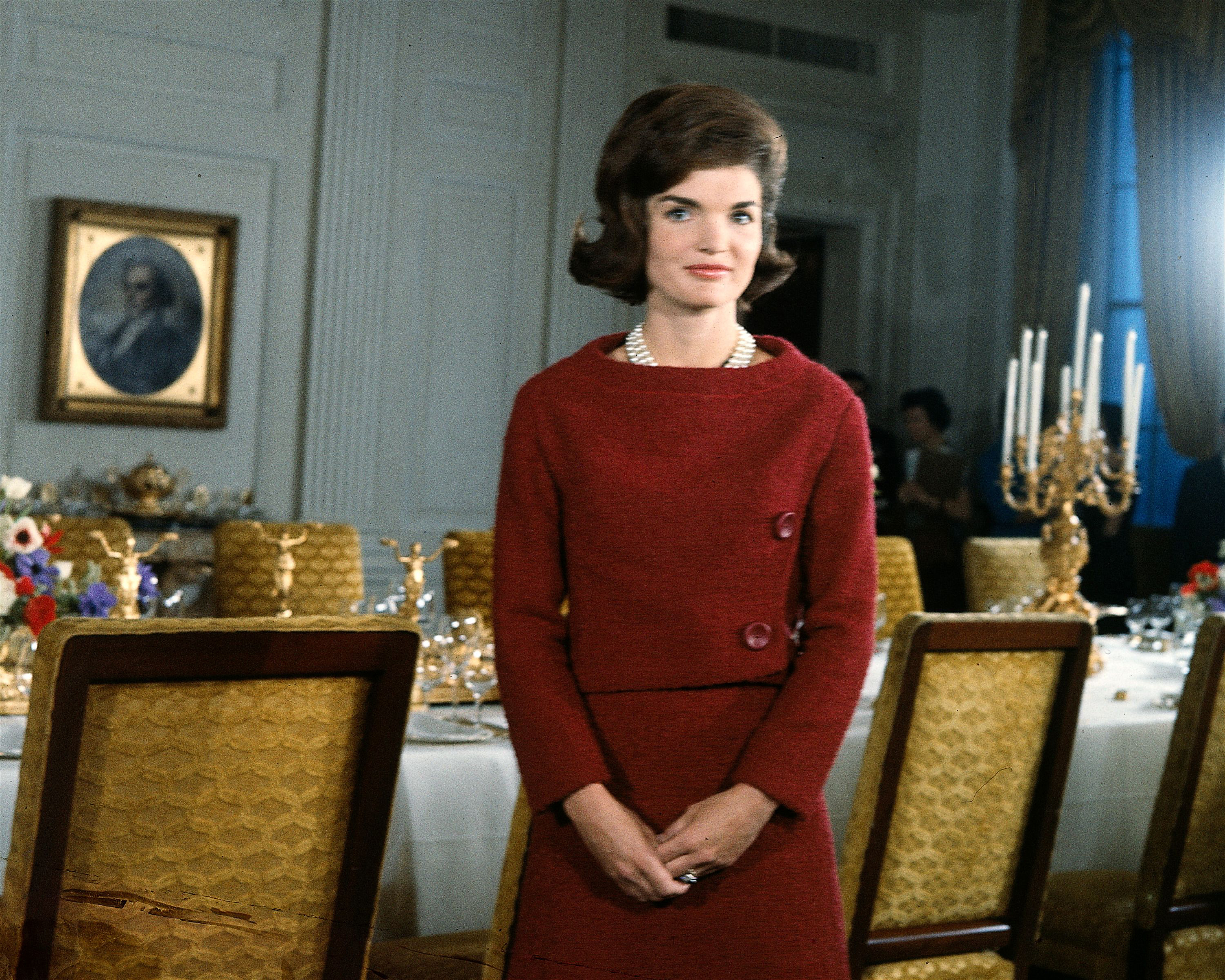 Jacqueline Kennedy pendant le tournage d'une émission spéciale de CBS News, le 15 janvier 1962, à Washington DC. | Source : Getty Images