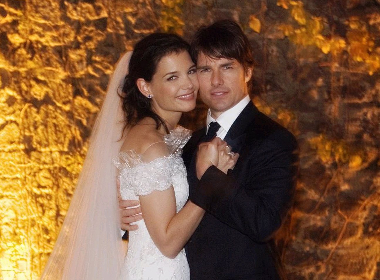 Katie Holmes et Tom Cruise lors de leur mariage au château d'Odescalchi, le 18 novembre 2006, à Rome, en Italie. | Source : Getty Images