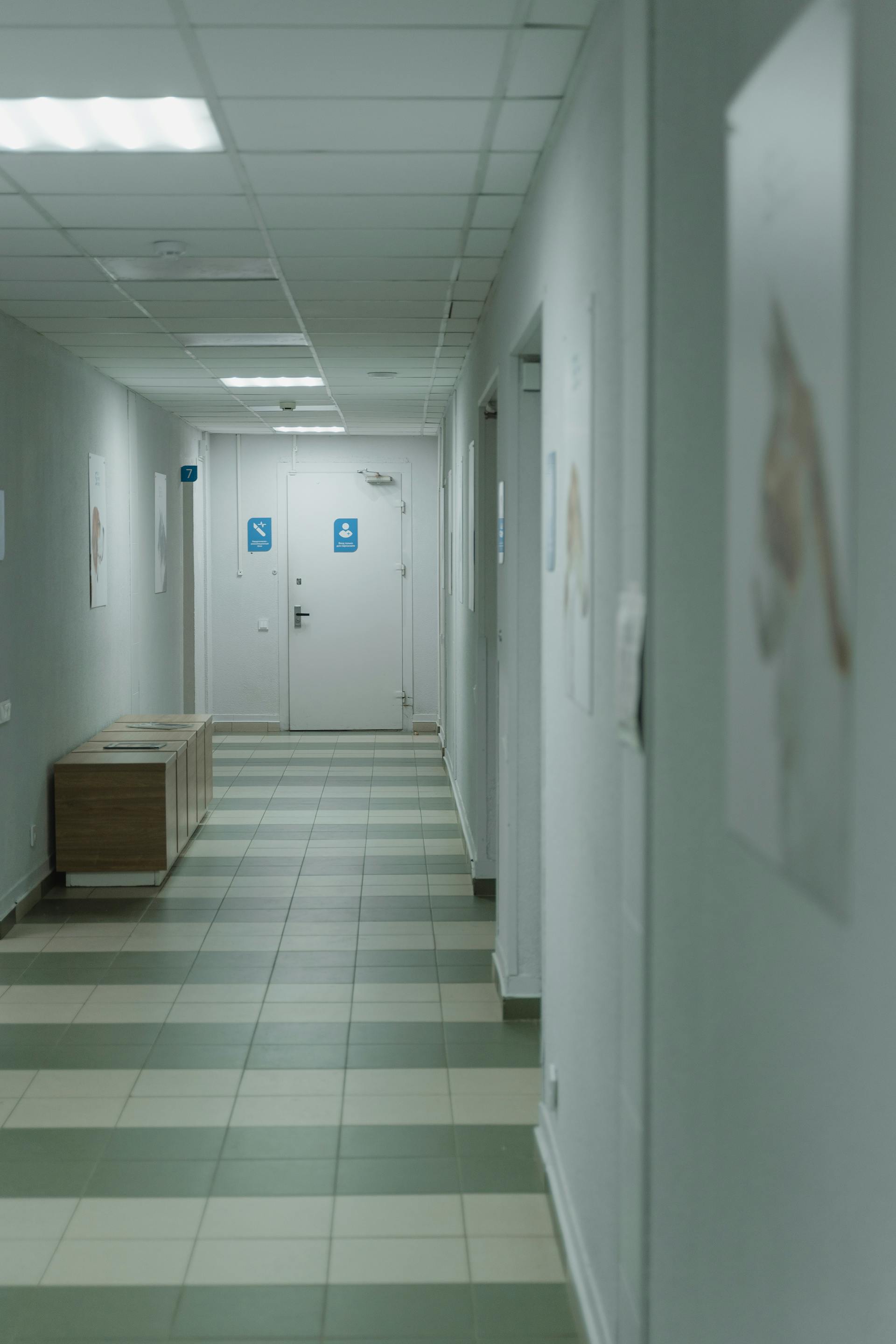 A hospital corridor | Source: Pexels