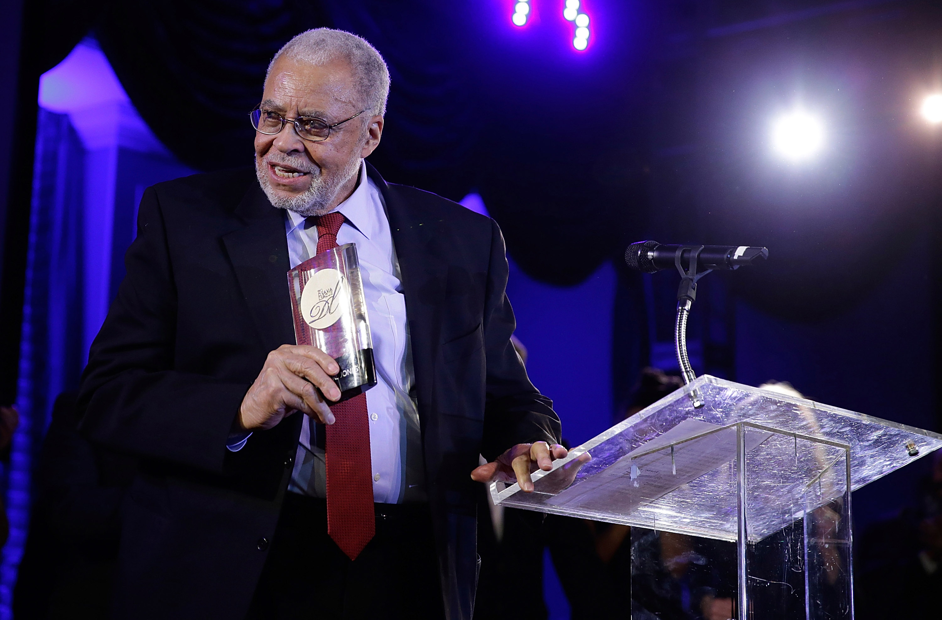 James Earl Jones lors de la 31e édition annuelle de la "Célébration musicale de Broadway" de la Drama League, le 2 février 2015 | Source : Getty Images