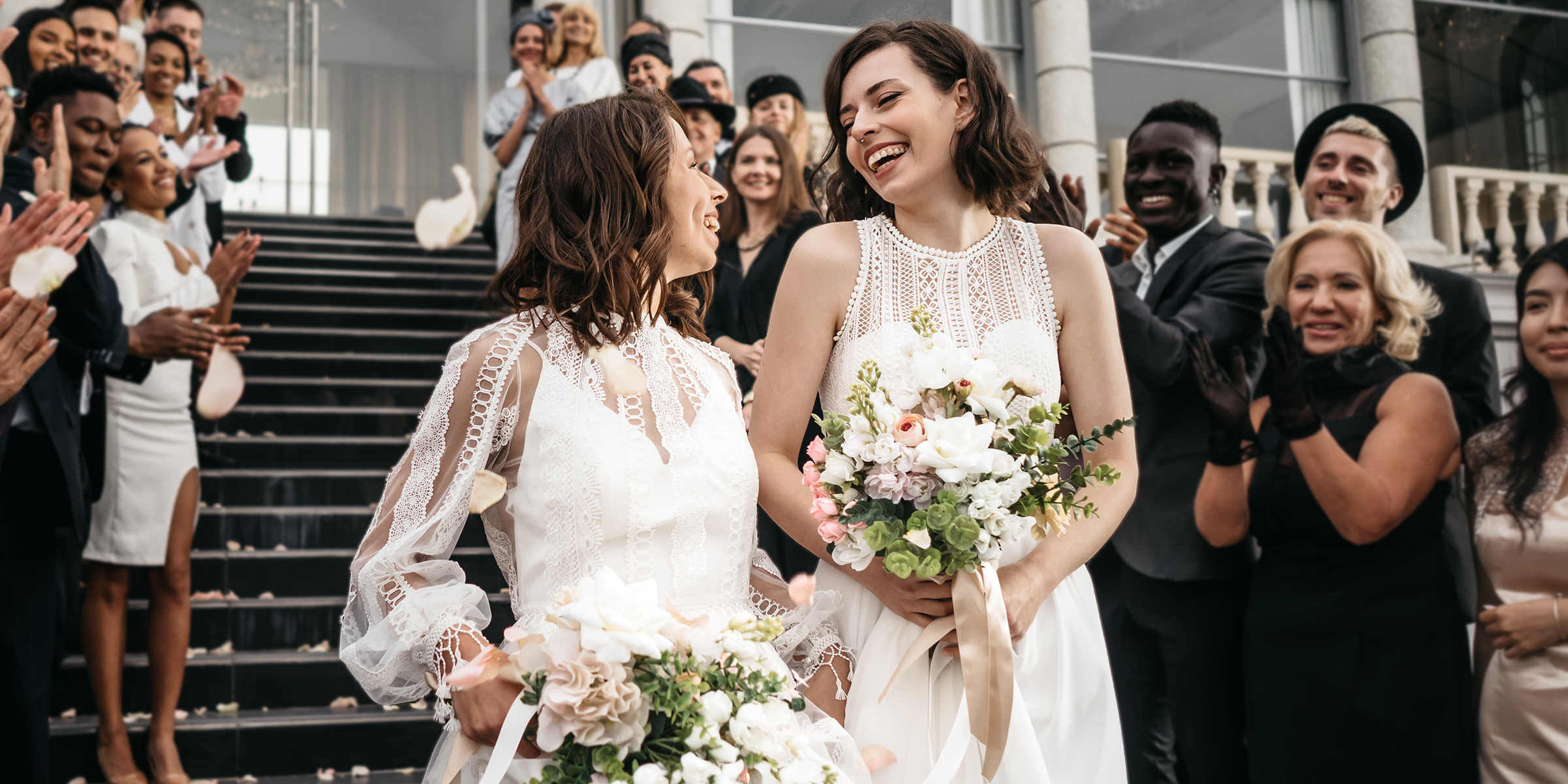 Mariées lors de leur mariage | Source : Shutterstock