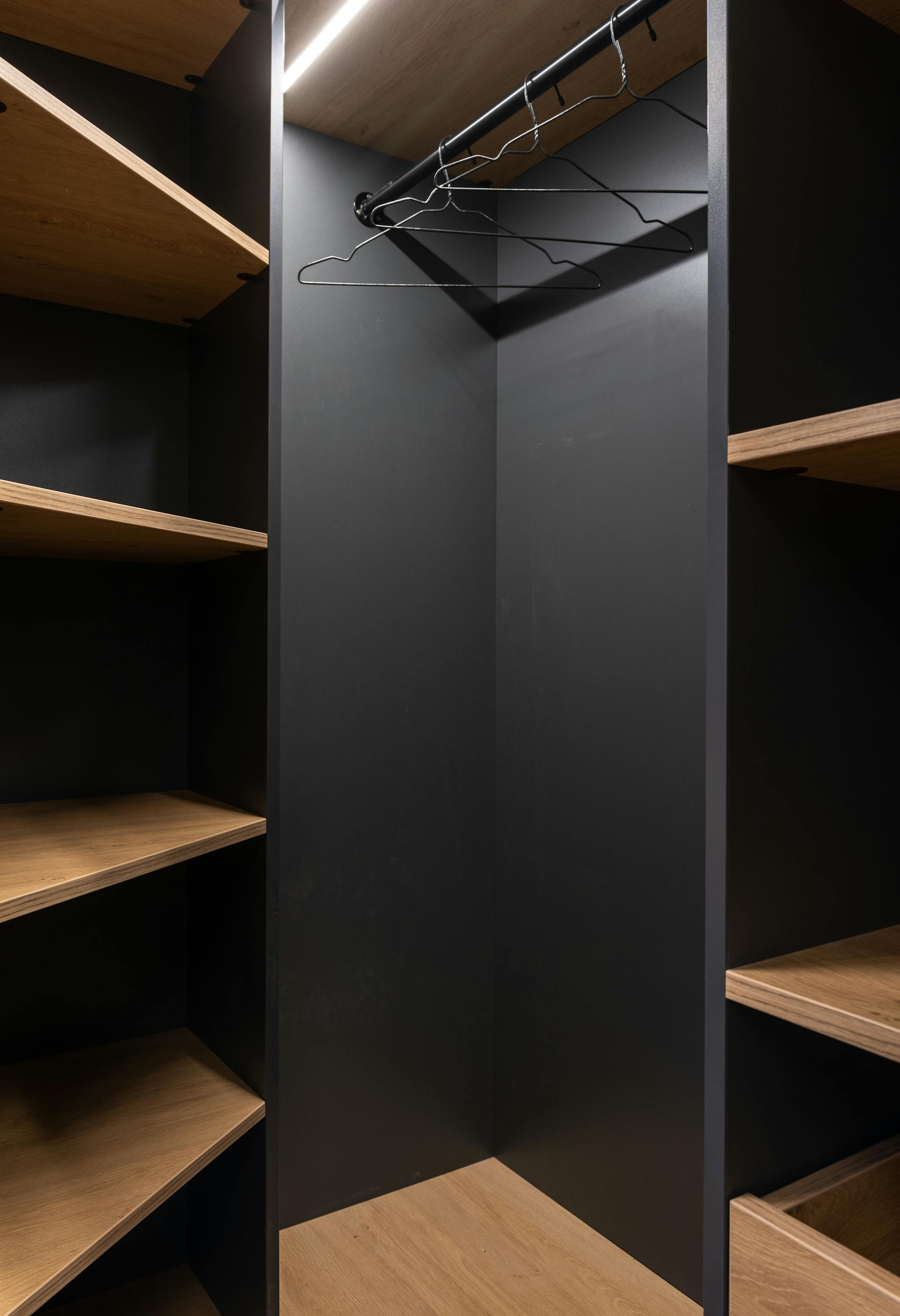 Un placard vide | Source : Pexels