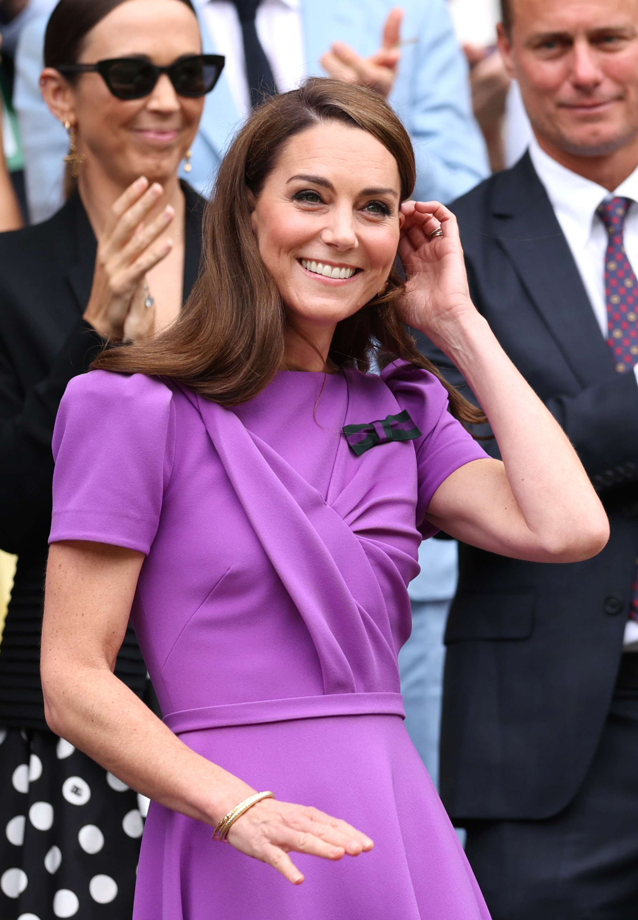 Kate Middleton sourit dans la loge royale du All England Lawn Tennis and Croquet Club, le 14 juillet 2024, à Londres, en Angleterre. | Source : Getty Images