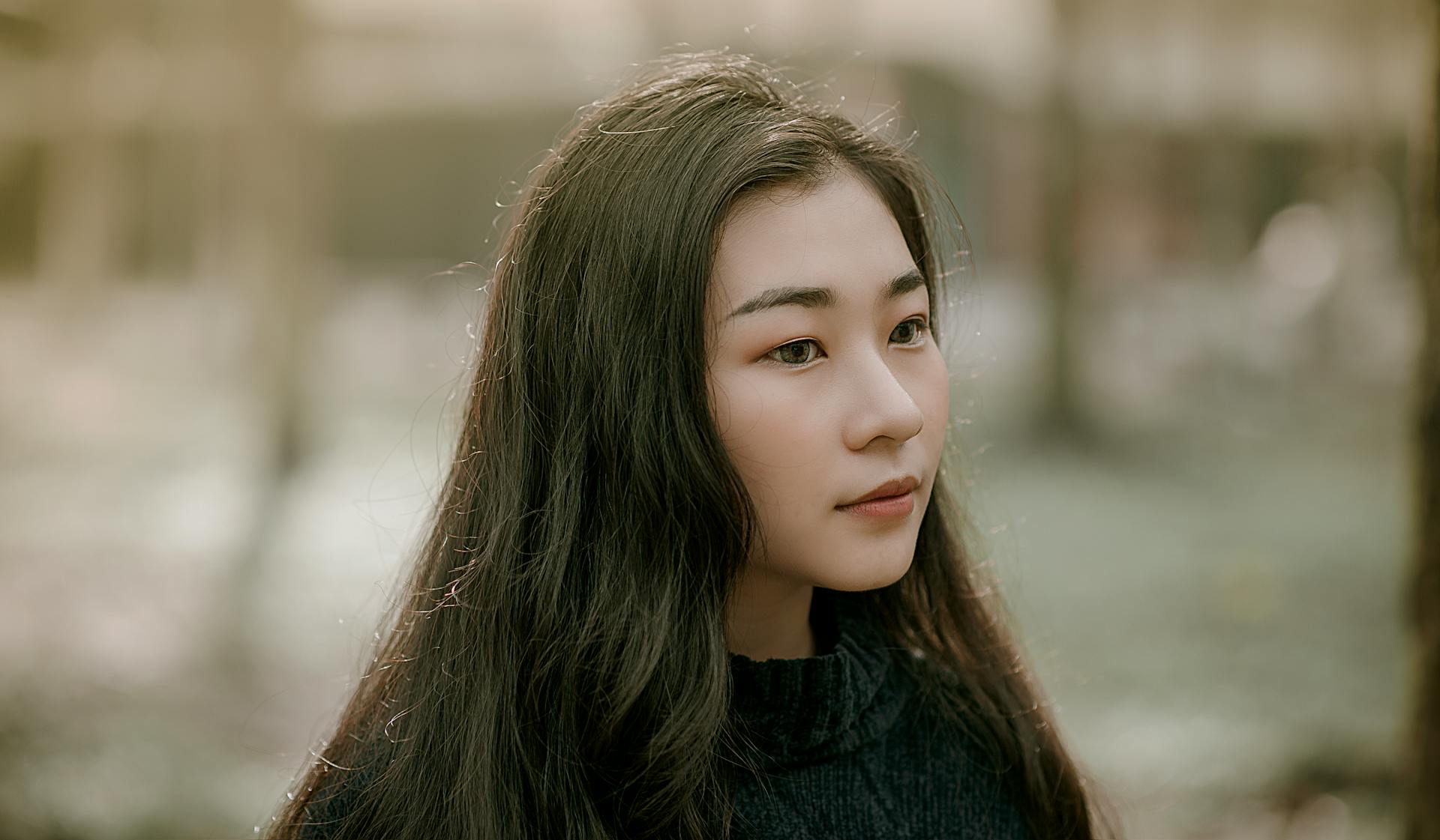 Une femme réfléchie | Source : Pexels