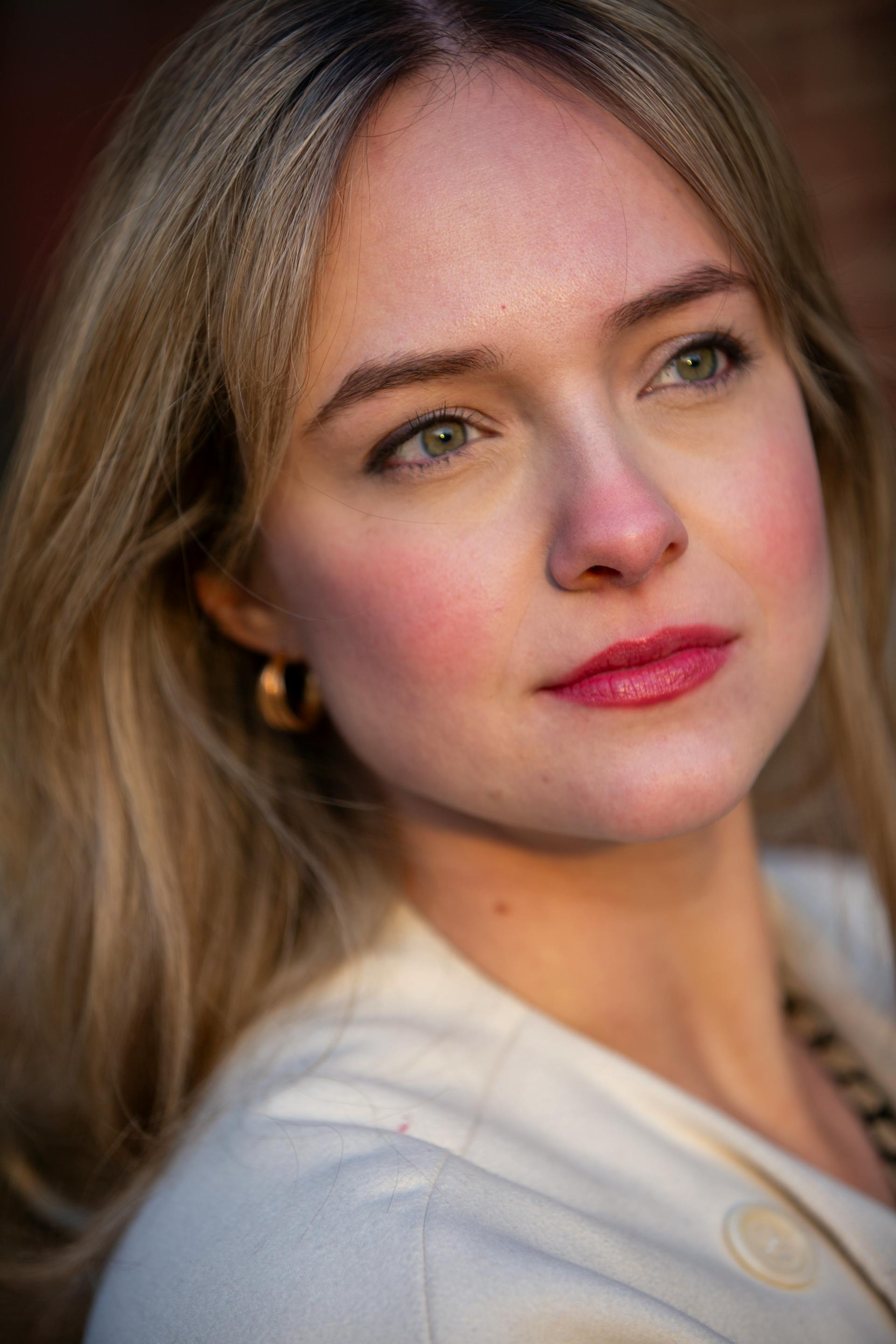 Une femme en train de réfléchir | Source : Pexels