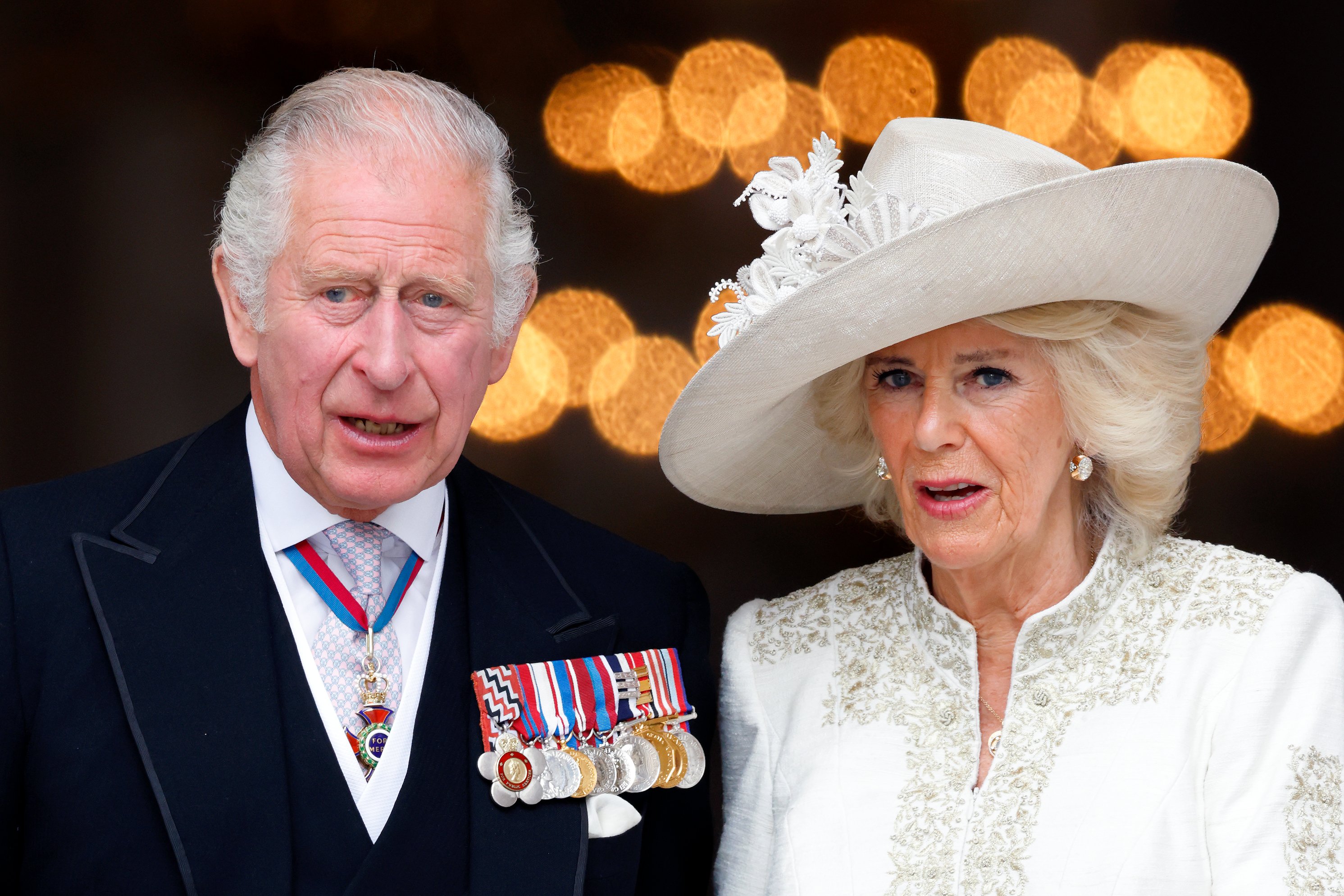 Le prince Charles, prince de Galles, et Camilla, duchesse de Cornouailles, assistent à un service national d'action de grâce pour célébrer le jubilé de platine de la reine Elizabeth II à la cathédrale St Paul, le 3 juin 2022 à Londres, en Angleterre. | Source : Getty Images