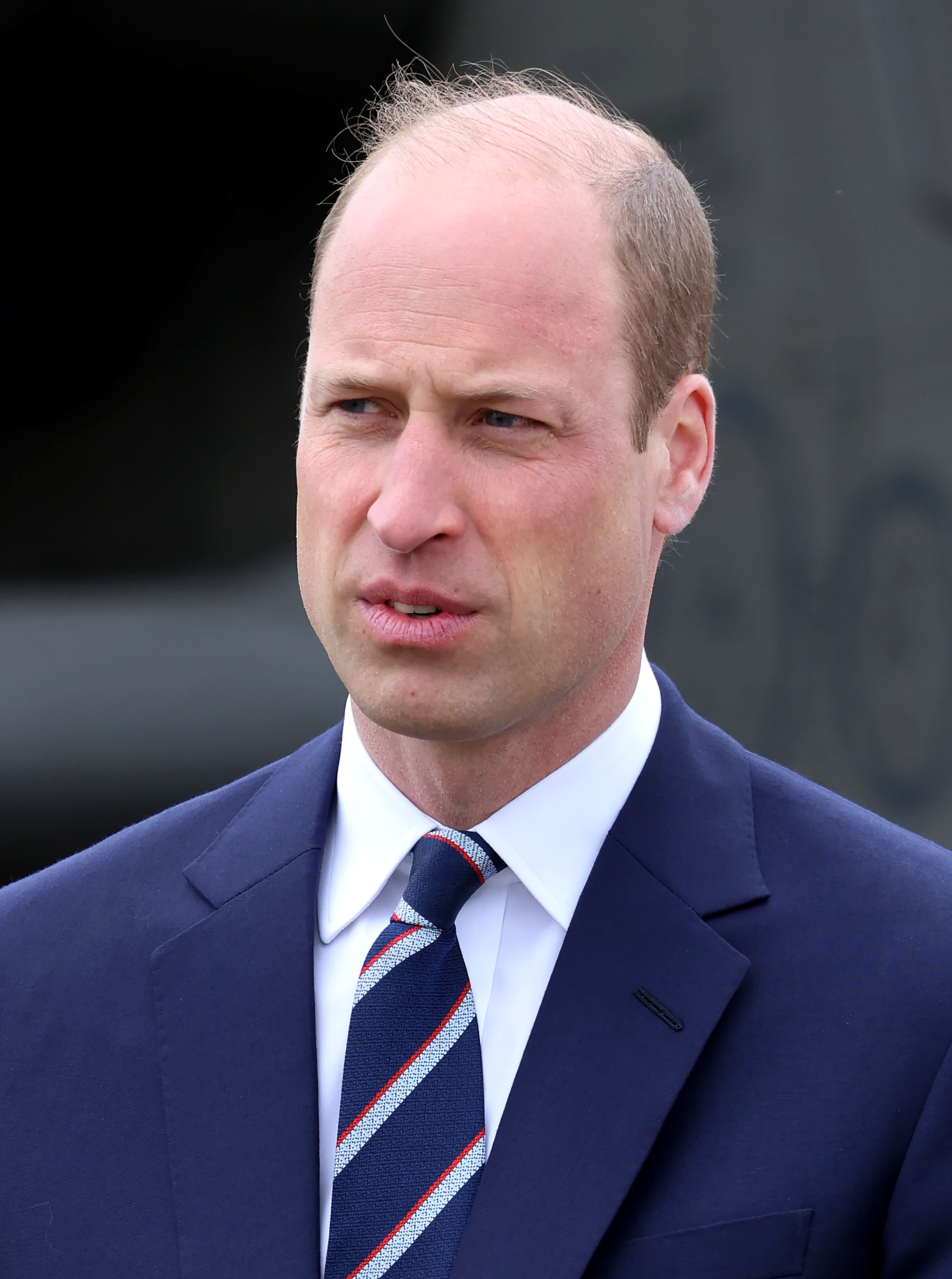 Le prince William lors de la passation officielle au cours de laquelle le roi Charles III transmet le rôle de colonel en chef du corps aérien de l'armée au prince William à Stockbridge, dans le Hampshire, le 13 mai 2024 | Source : Getty Images