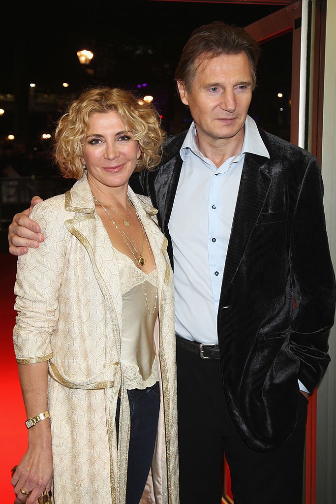 Liam Neeson et Natasha Richardson arrivent au the Festival du Film de Londres au BFI 52 | Getty Images