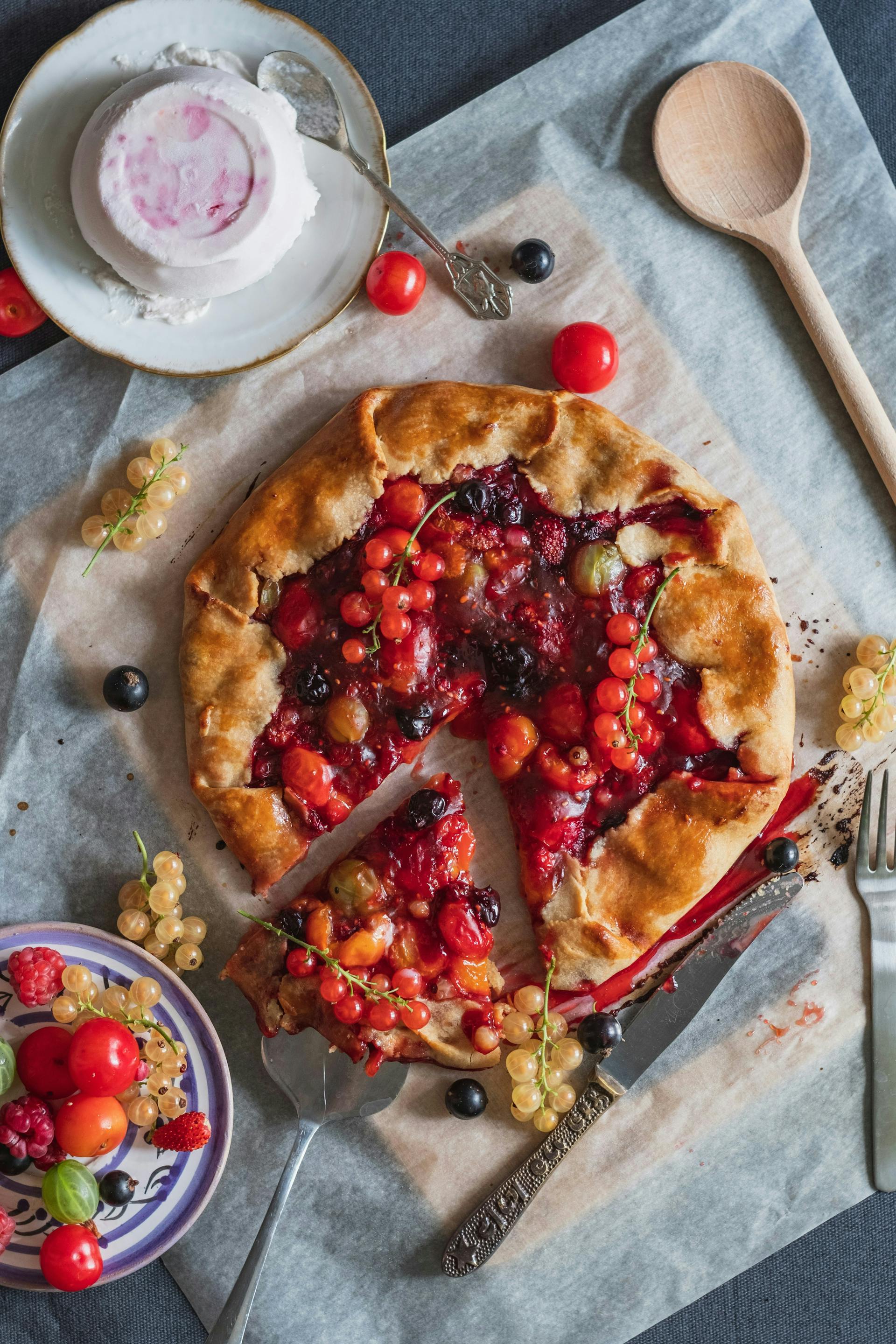 Une tarte aux baies | Source : Pexels