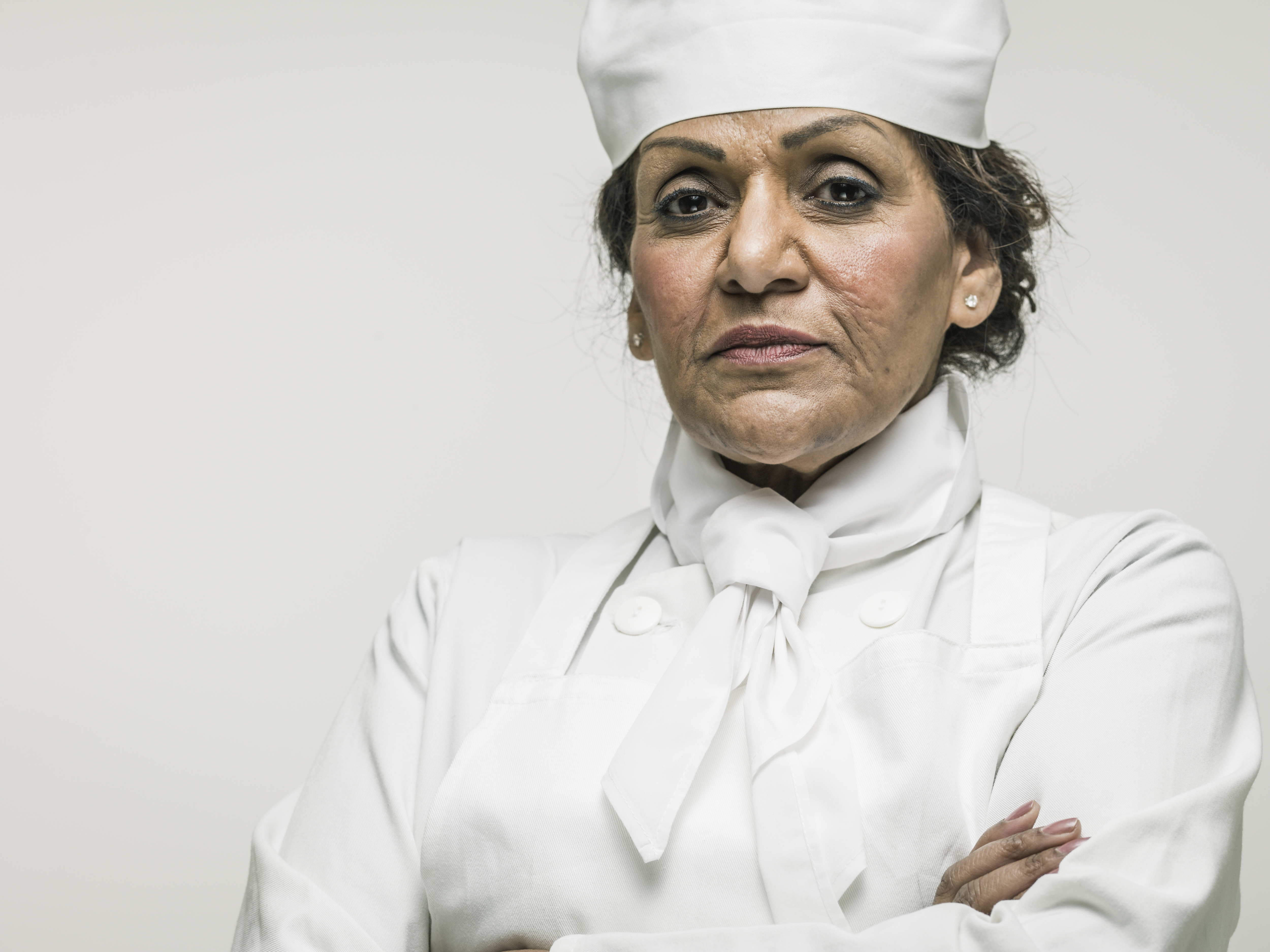 Chef cuisinier senior lady | Source : Getty Images