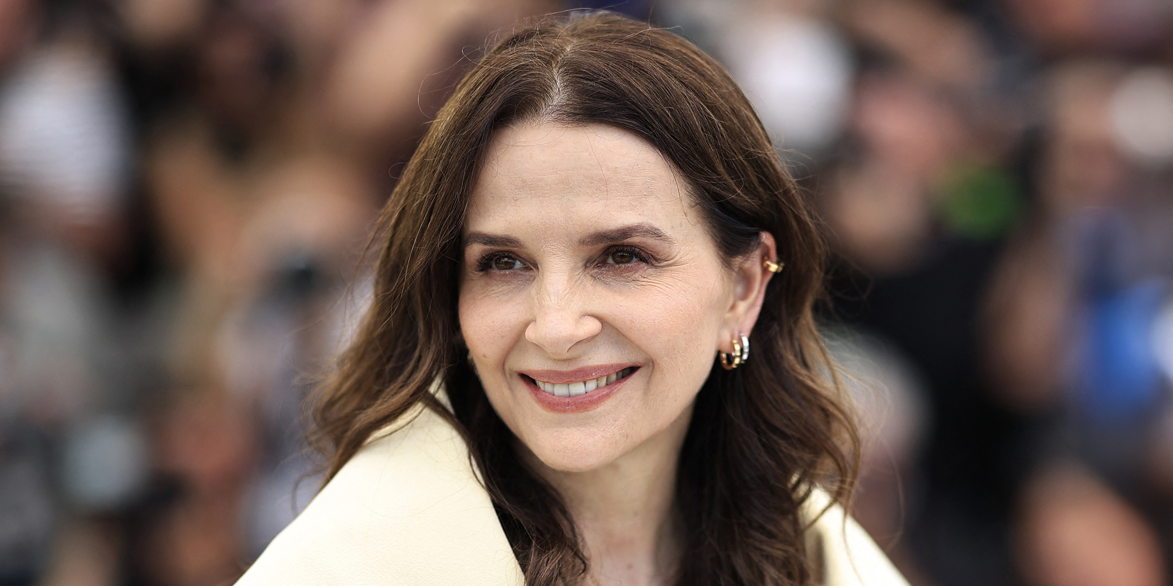 L'actrice française et présidente du jury du 78e Festival de Cannes, Juliette Binoche, pose à l'occasion de la 78e édition du Festival de Cannes, à Cannes, dans le sud de la France, le 13 mai 2025 I Source : Getty Images