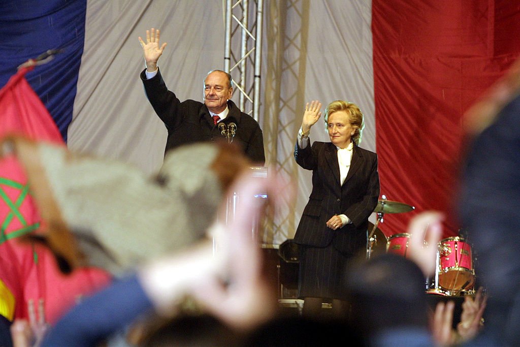 Bernadette et Jacques Chirac le 5 mai 2002 à Paris. l Source : Getty Images