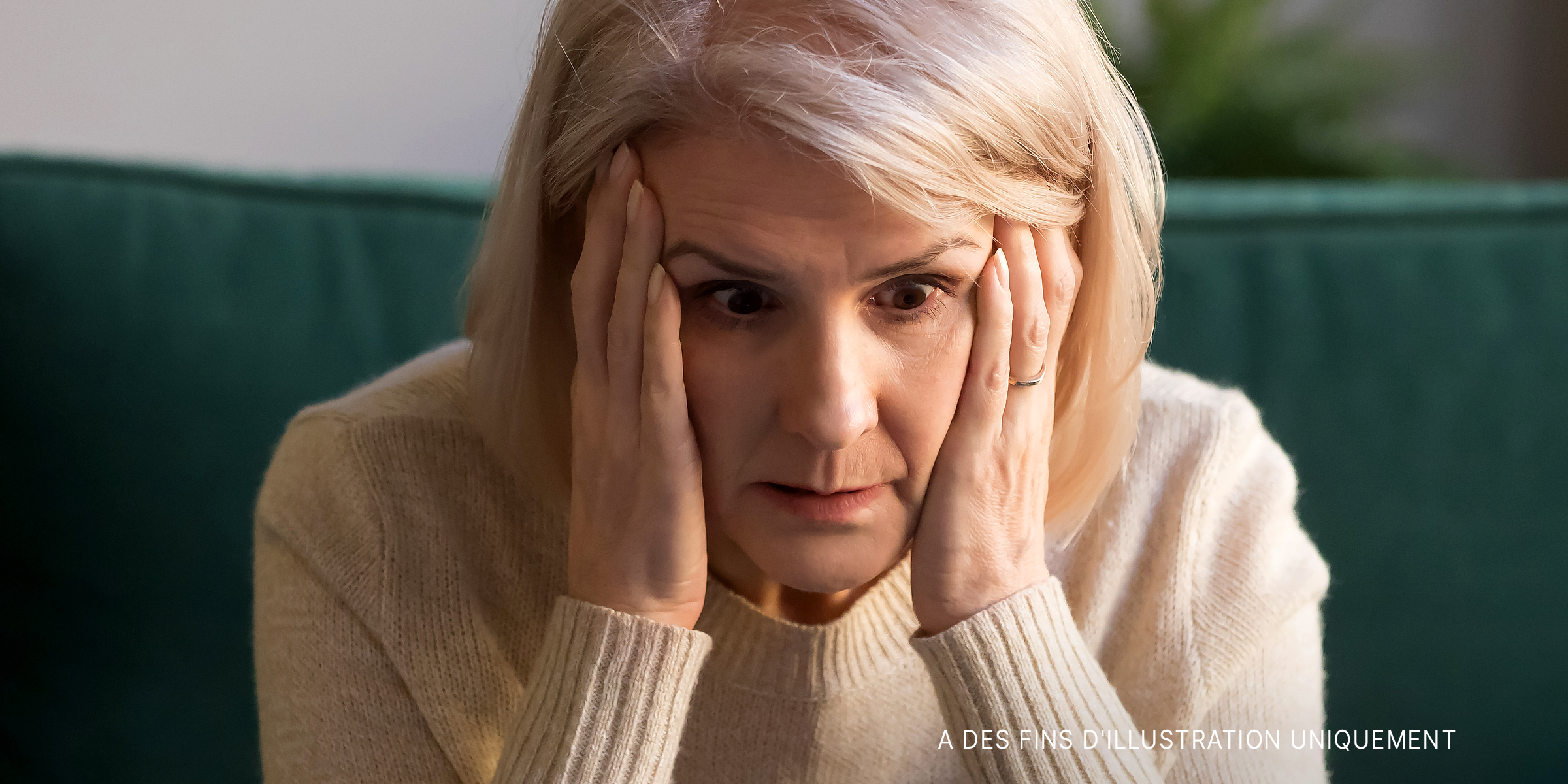 Femme âgée désespérée | Source : Shutterstock