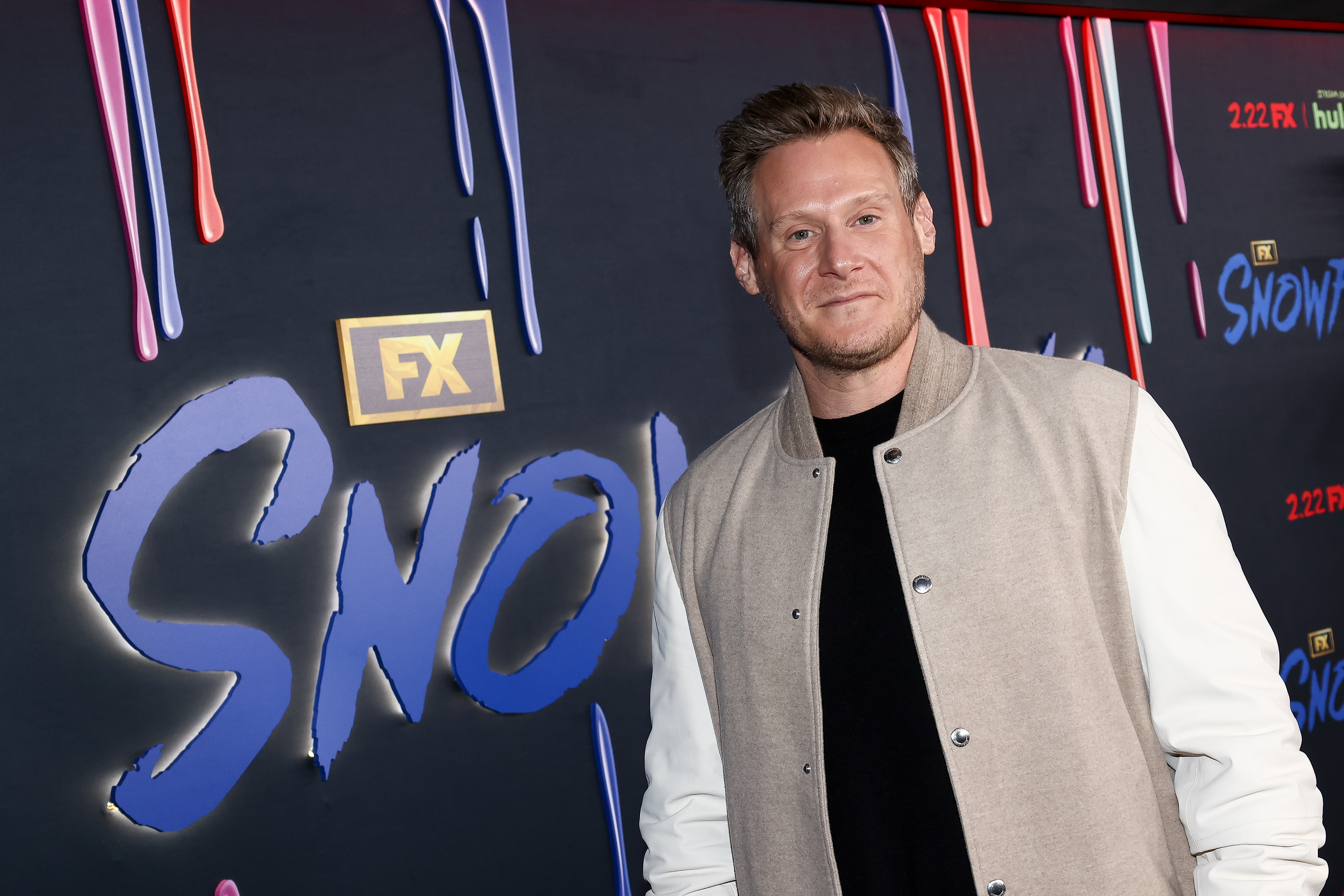 Trevor Engelson assiste à la première de la saison finale de "Snowfall" au Ted Mann Theater le 15 février 2023 à Los Angeles, Californie. | Source : Getty Images