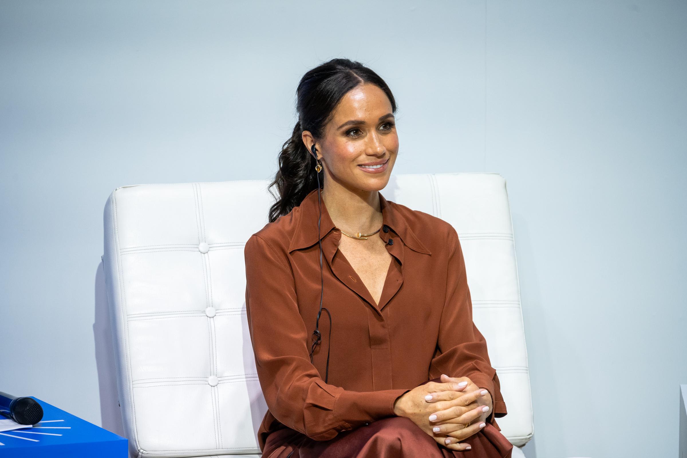 Meghan Markle lors d'un forum sur la responsabilité numérique à l'université EAN, le 15 août 2024, à Bogota, en Colombie. | Source : Getty Images