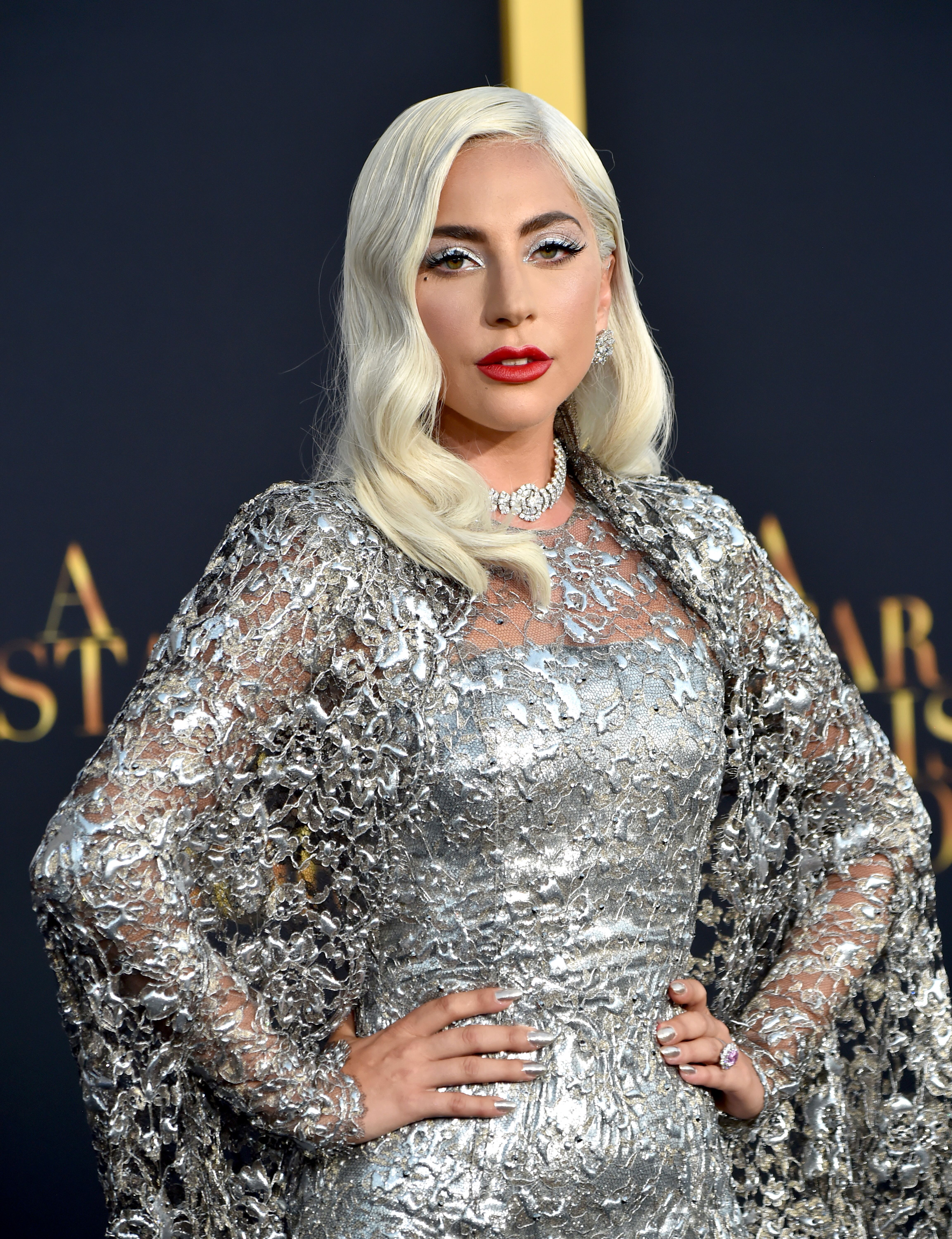 Lady Gaga lors de la première de ''A Star Is Born'' au Shrine Auditorium le 24 septembre 2018, à Los Angeles, Californie | Photo : Getty Images