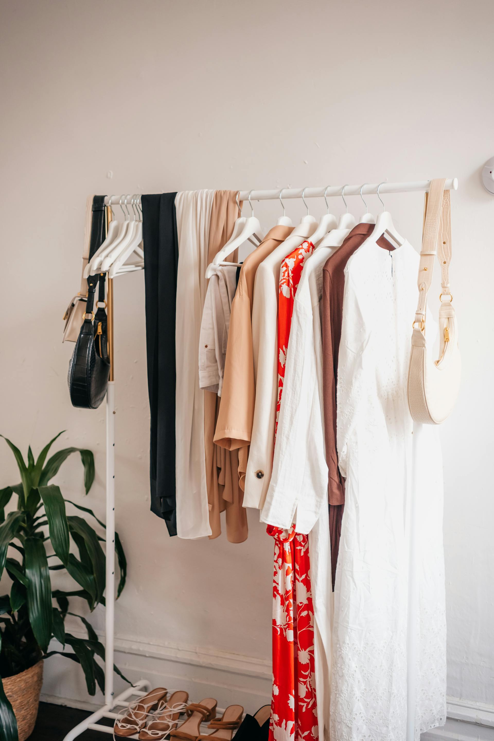 Les robes d'une femme | Source : Pexels