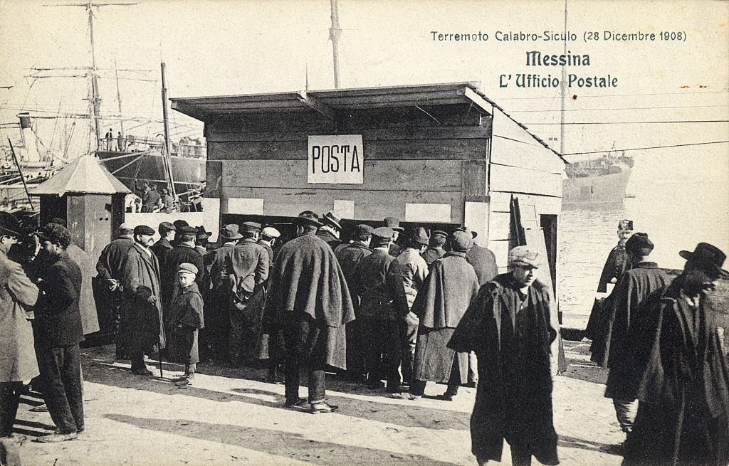 la poste italienne dans les années 1900. | Photo : Getty images