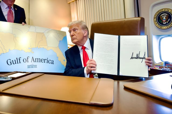 Donald Trump photographié à la Maison Blanche, en date de février 2025 | Source : Instagram/therealdonaldtrump