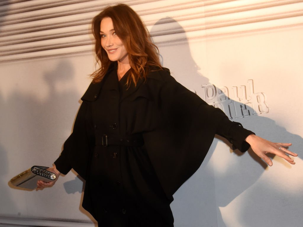 Le sourire de Carla Bruni. | Photo : Getty Images