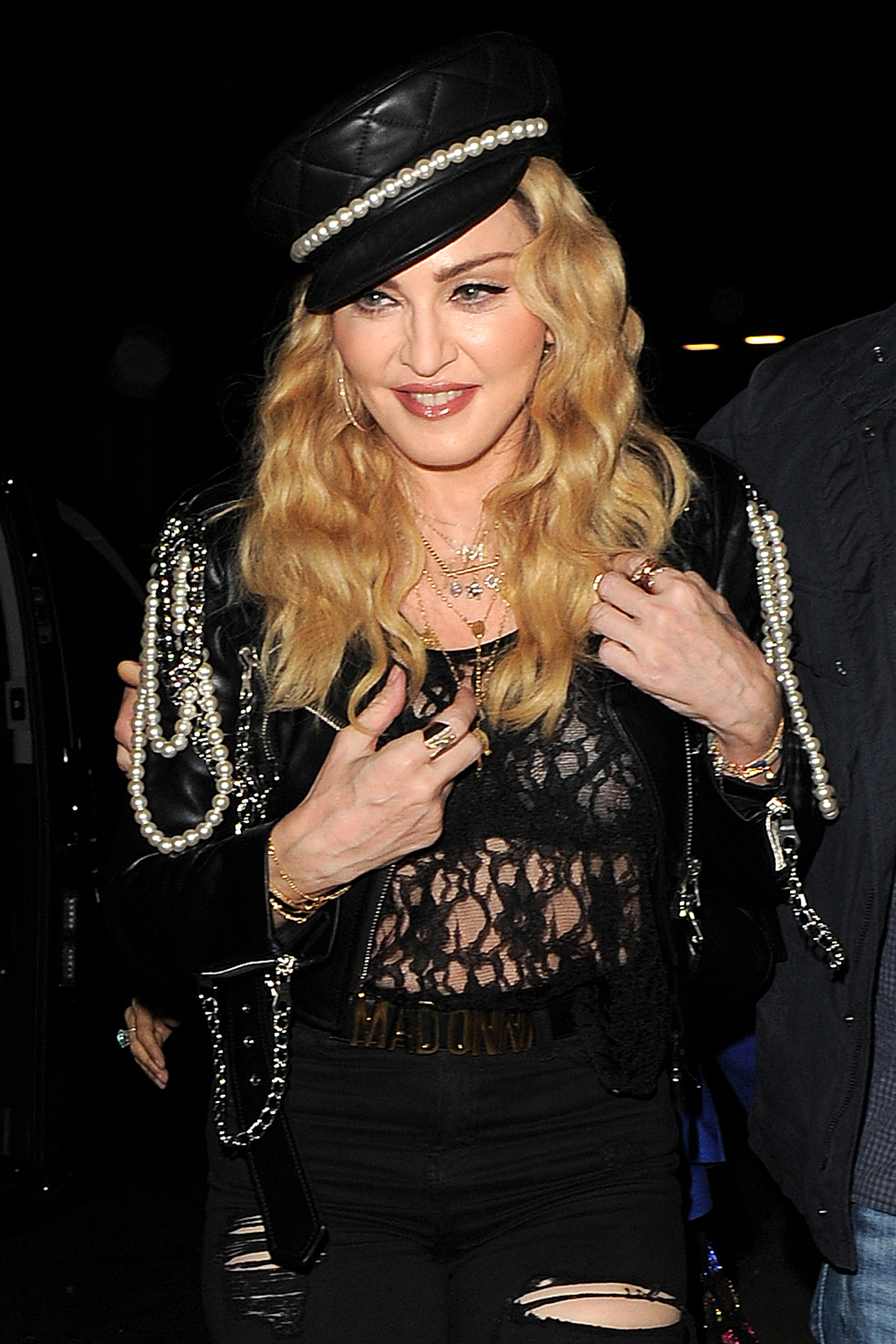 Madonna vue en train d'assister à la soirée Mert &amp; Marcus : Works 2001-2014 - VIP party au Mark's Club à Londres, Angleterre, le 27 octobre 2016. | Source : Getty Images