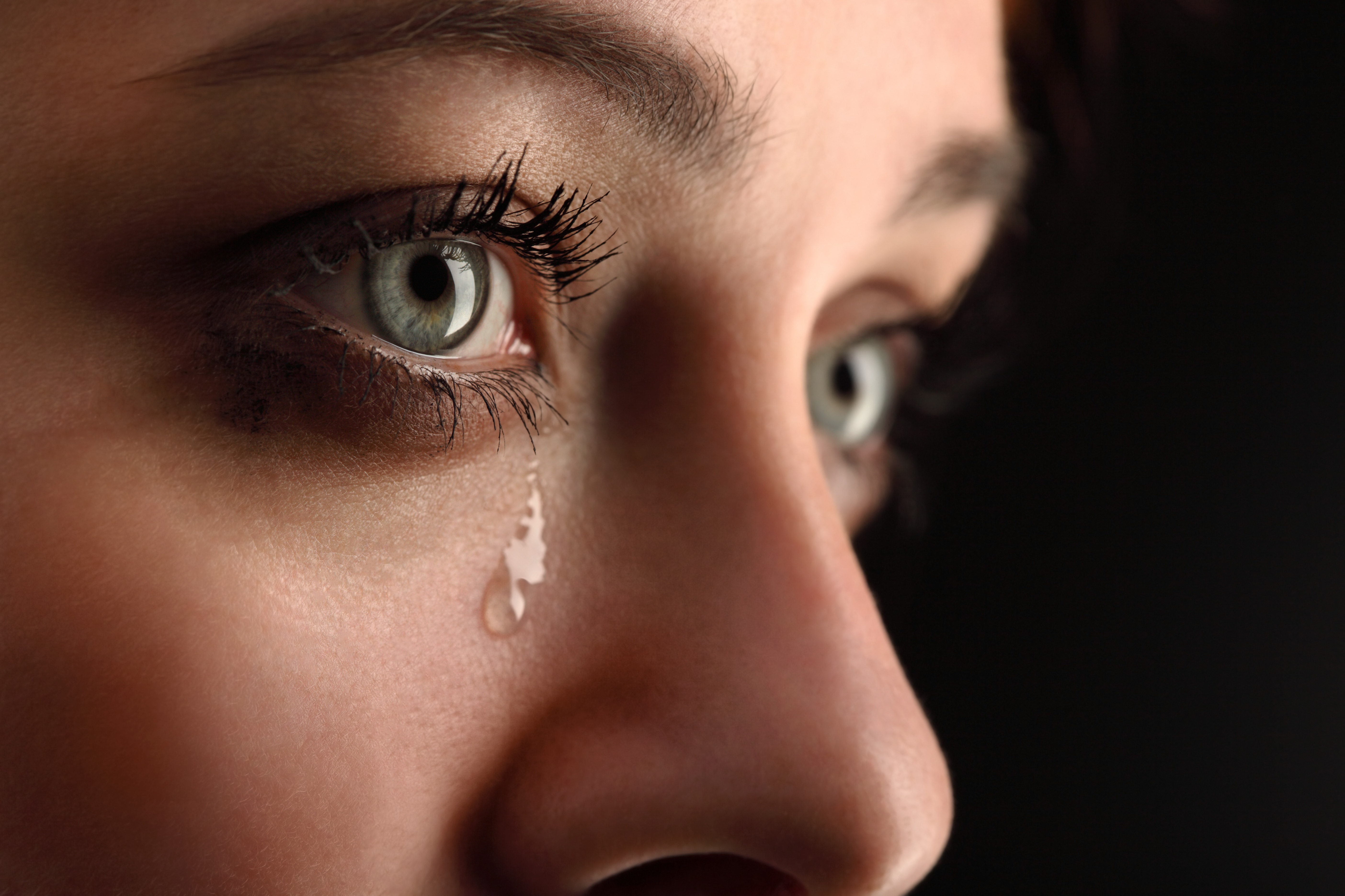 Beauty girl cry | Source : Shutterstock