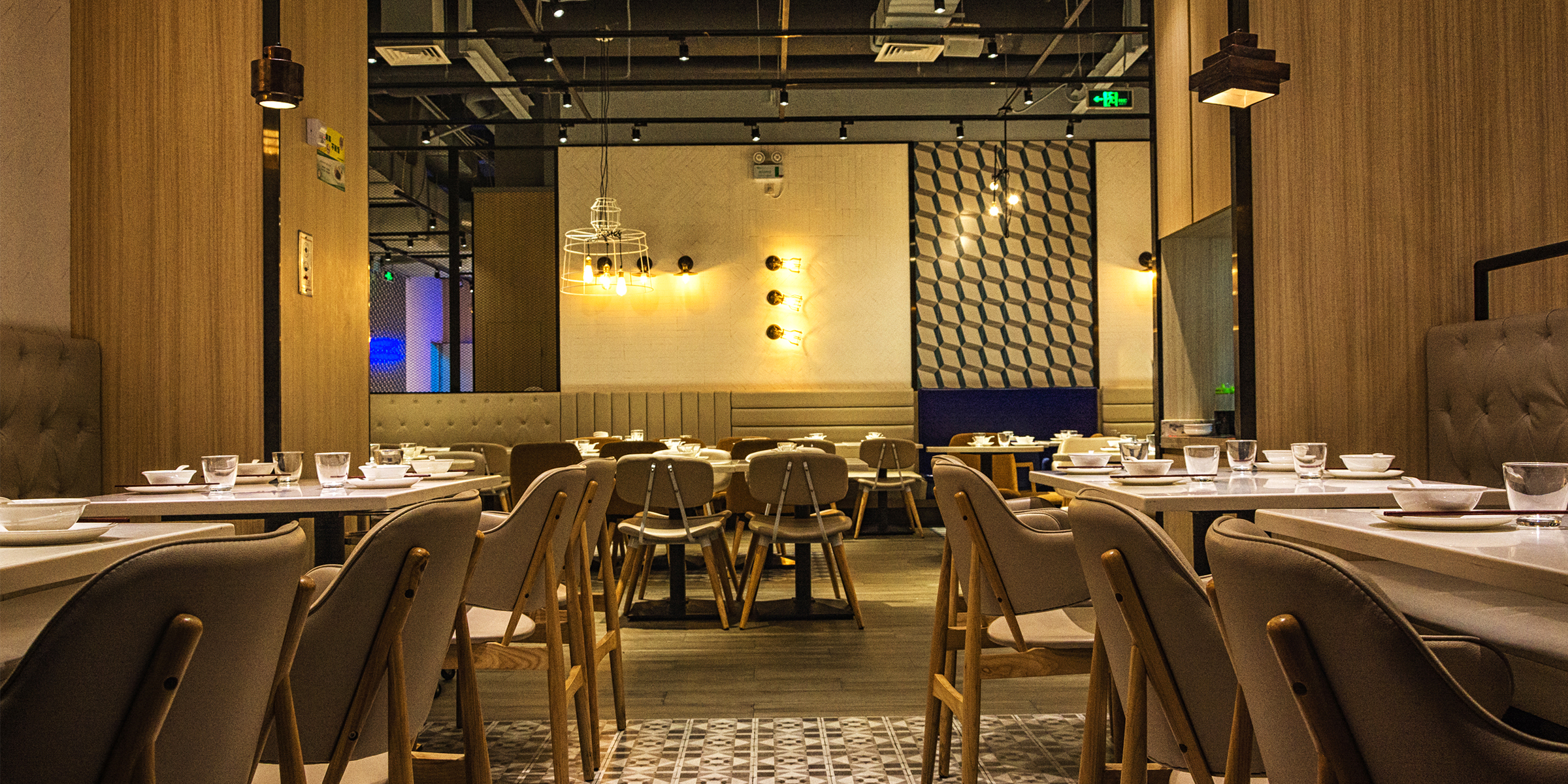 Un restaurant chic | Source : Shutterstock