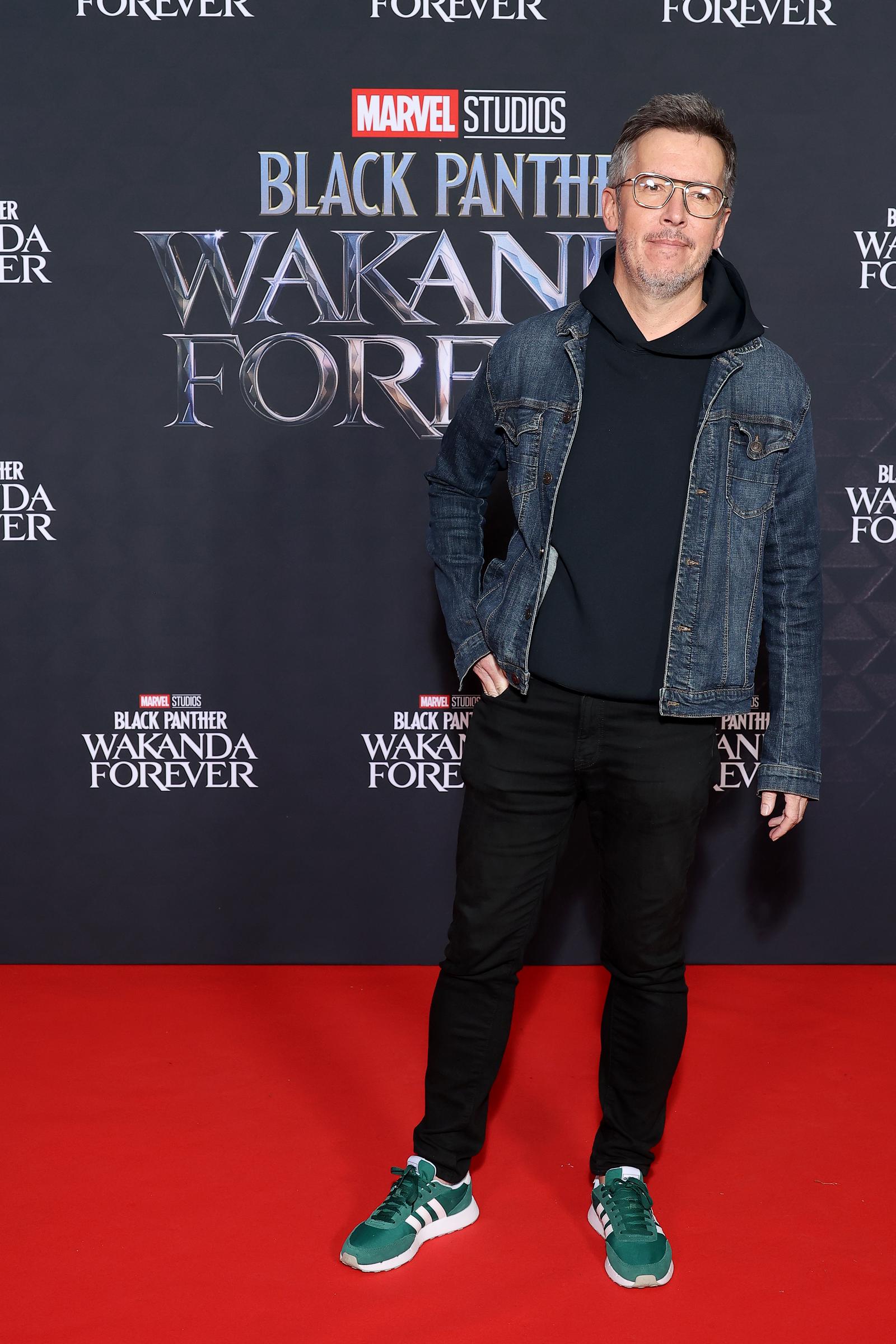Jean-Luc Lemoine assiste à la projection parisienne du film "Black Panther : Wakanda Forever" au Grand Rex, le 7 novembre 2022 à Paris, en France I Source : Getty Images