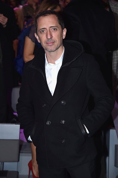  Gad Elmaleh assiste au défilé de mode de Victoria's Secret le 30 novembre 2016 à Paris, France. | Photo : Getty Images