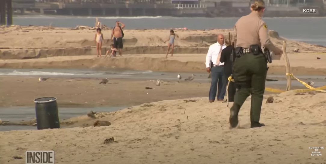 Un tonneau contenant le corps d'un homme noir s'est flotté sur la plage de Malibu Lagoon State Beach le 31 juillet 2023, provoquant une enquête de la police | Source : YouTube/Inside Edition