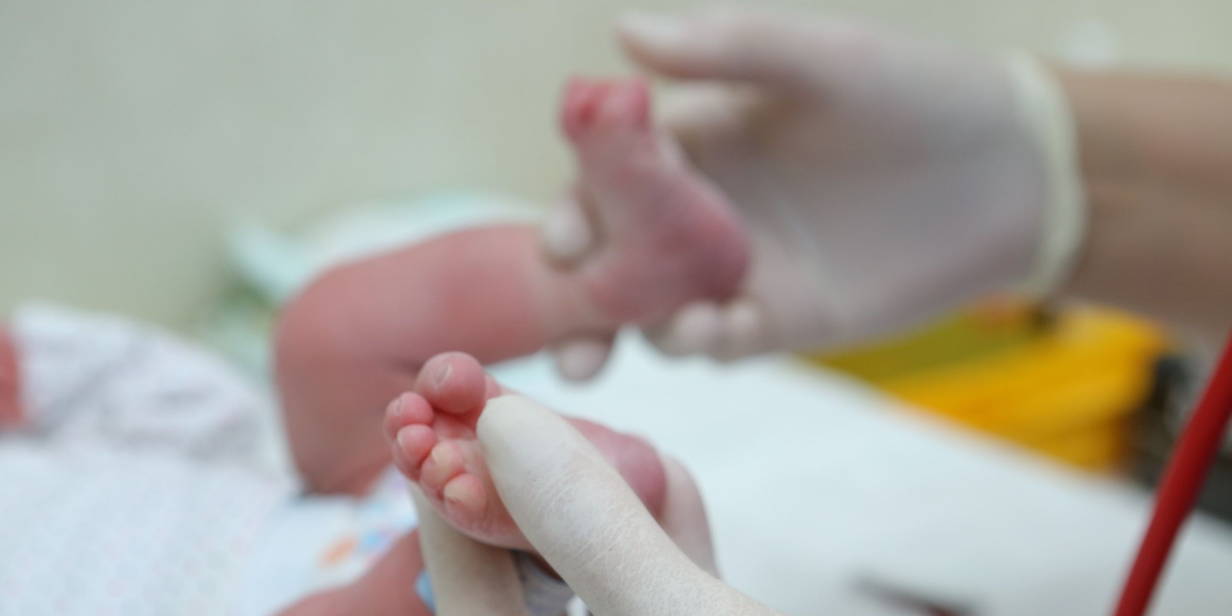 Le pied d'un nouveau-né | Source : Shutterstock