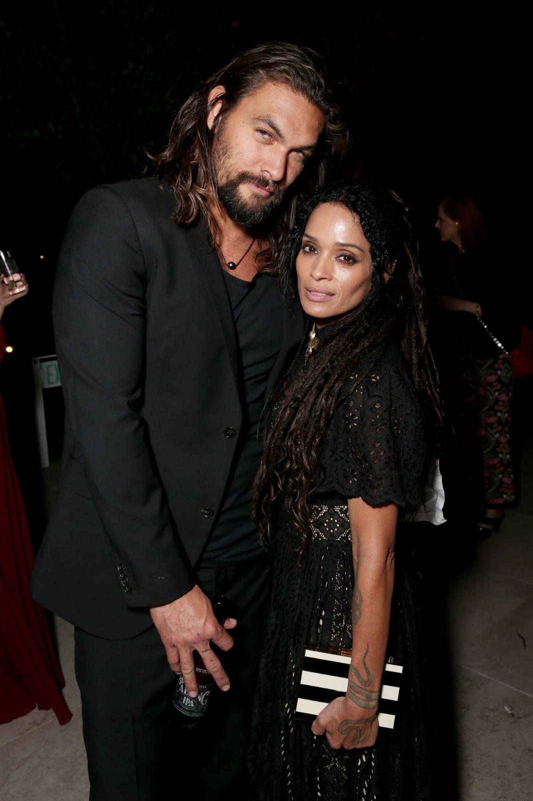 Jason Momoa et Lisa Bonet ont assisté aux InStyle Awards, le 26 octobre 2015, à Los Angeles, en Californie. Leurs apparitions publiques ont souvent mis en avant leur forte alchimie et leur amour l'un pour l'autre, même s'ils ont donné la priorité à la vie de famille avec leurs enfants. | Source : Getty Images