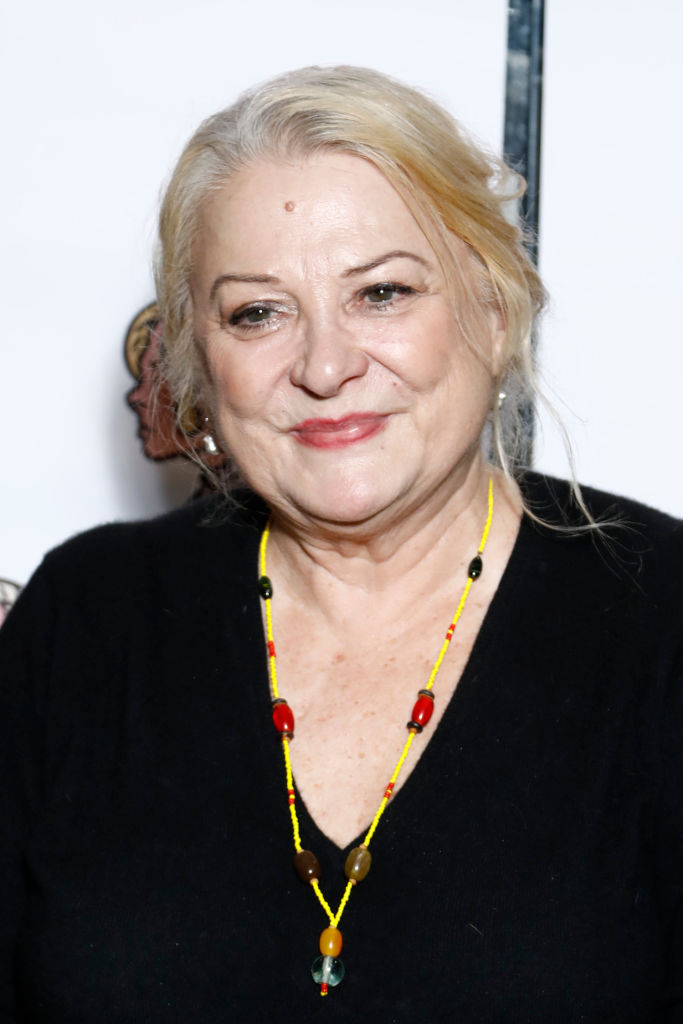 Josiane Balasko assiste à la première de « La Pièce rapportée » à l'UGC Cine Cité des Halles le 30 novembre 2021 à Paris, en France I Source : Getty Images