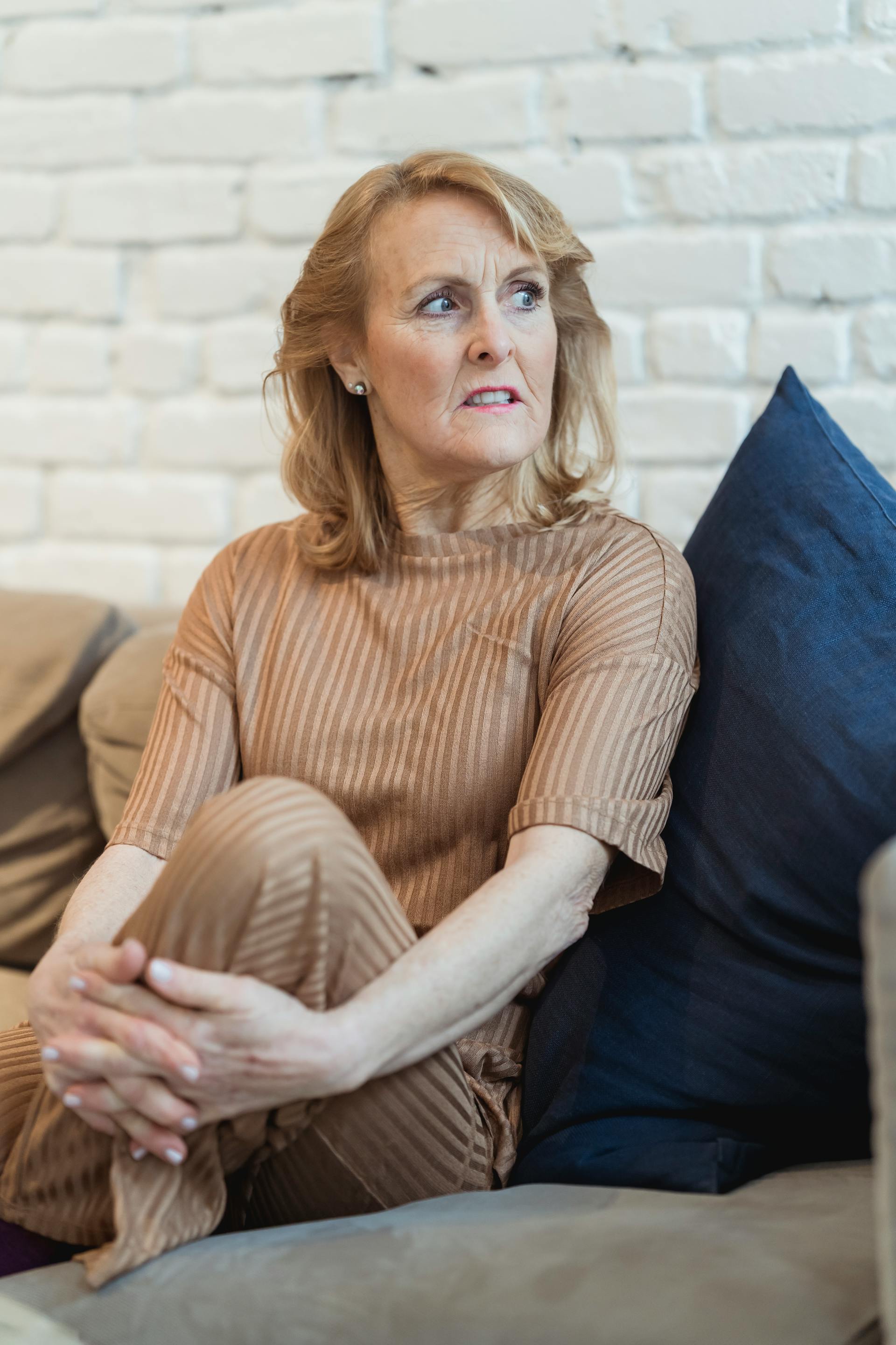 Une femme âgée frustrée | Source : Pexels