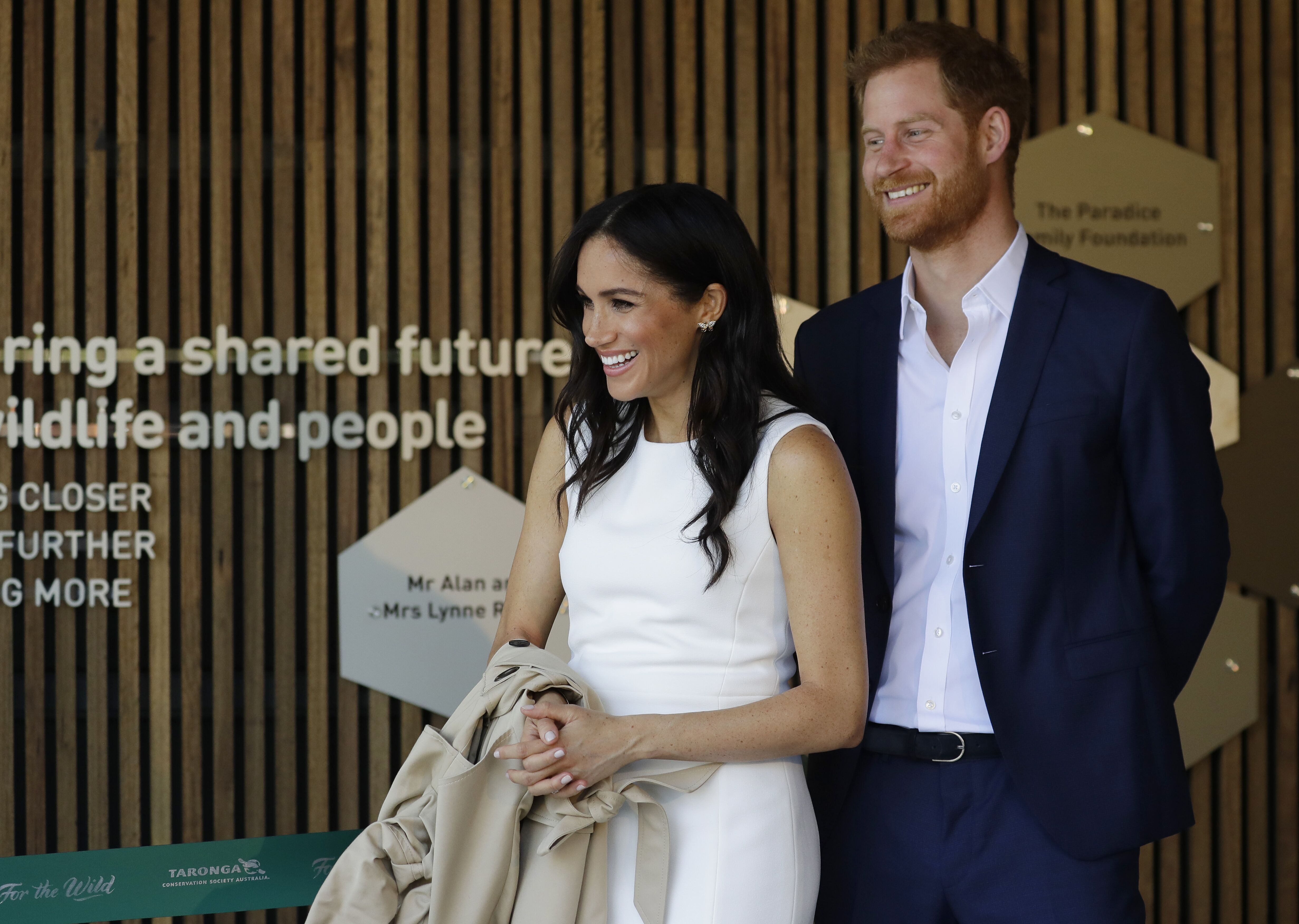 le prince Harry, duc de Sussex et Meghan, duchesse de Sussex assistent à une cérémonie au zoo de Taronga le 16 octobre 2018 à Sydney, Australie. | Photo : Getty Images