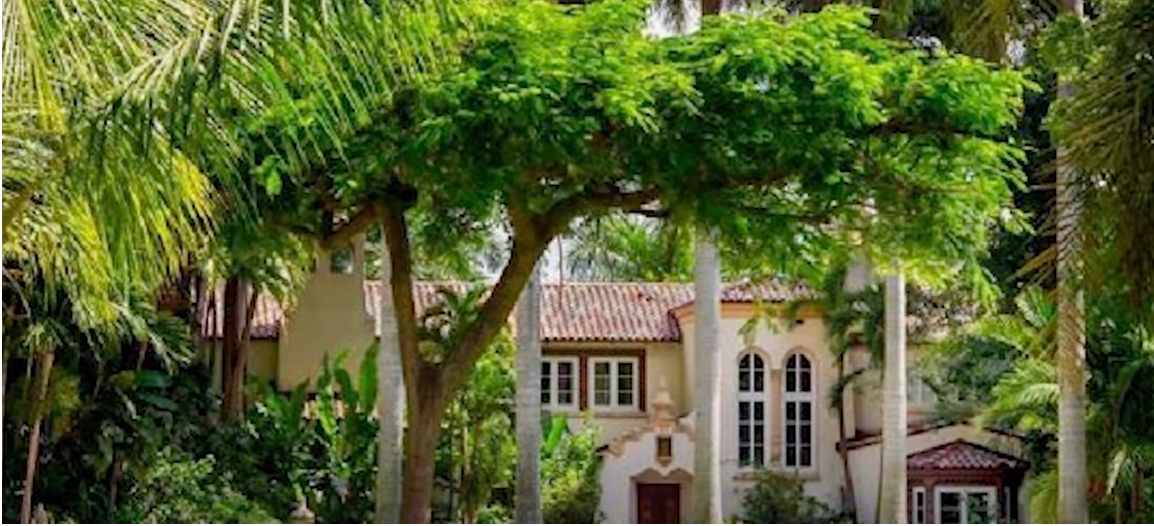 Résidence principale de la mère d'Adam Sandler à Boca Raton, Floride, achetée en avril 1999 | Source : Getty Images