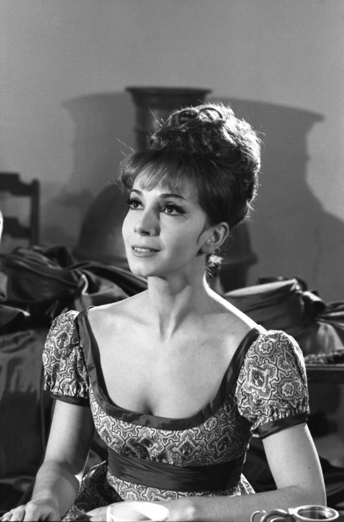 Andréa Parisy lors du tournage de la mini-série 'Les Compagnons de Jéhu' réalisé par Michel Drach le 20 octobre 1965. | Photo : Getty Images