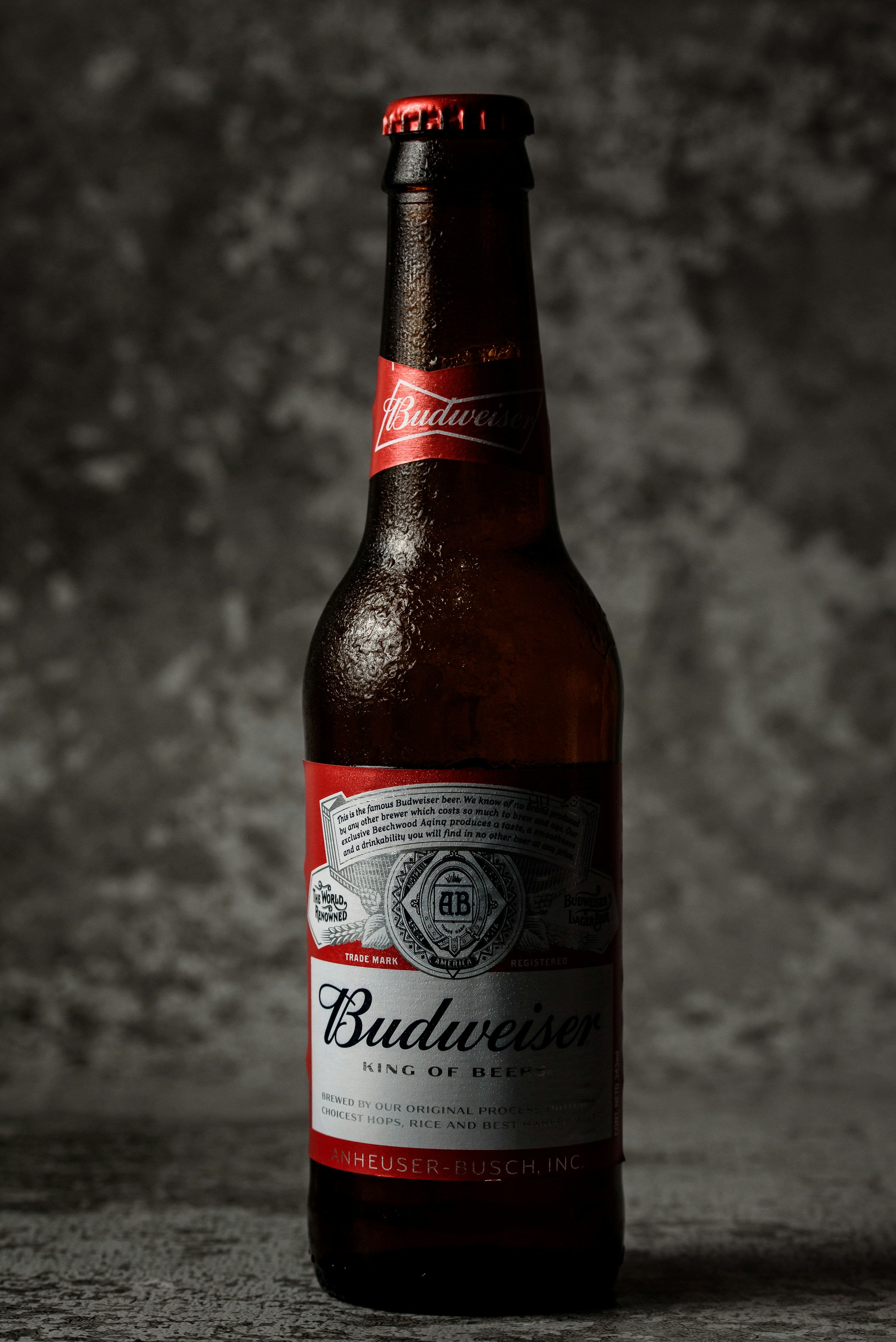 Une bouteille de bière froide | Source : Unsplash