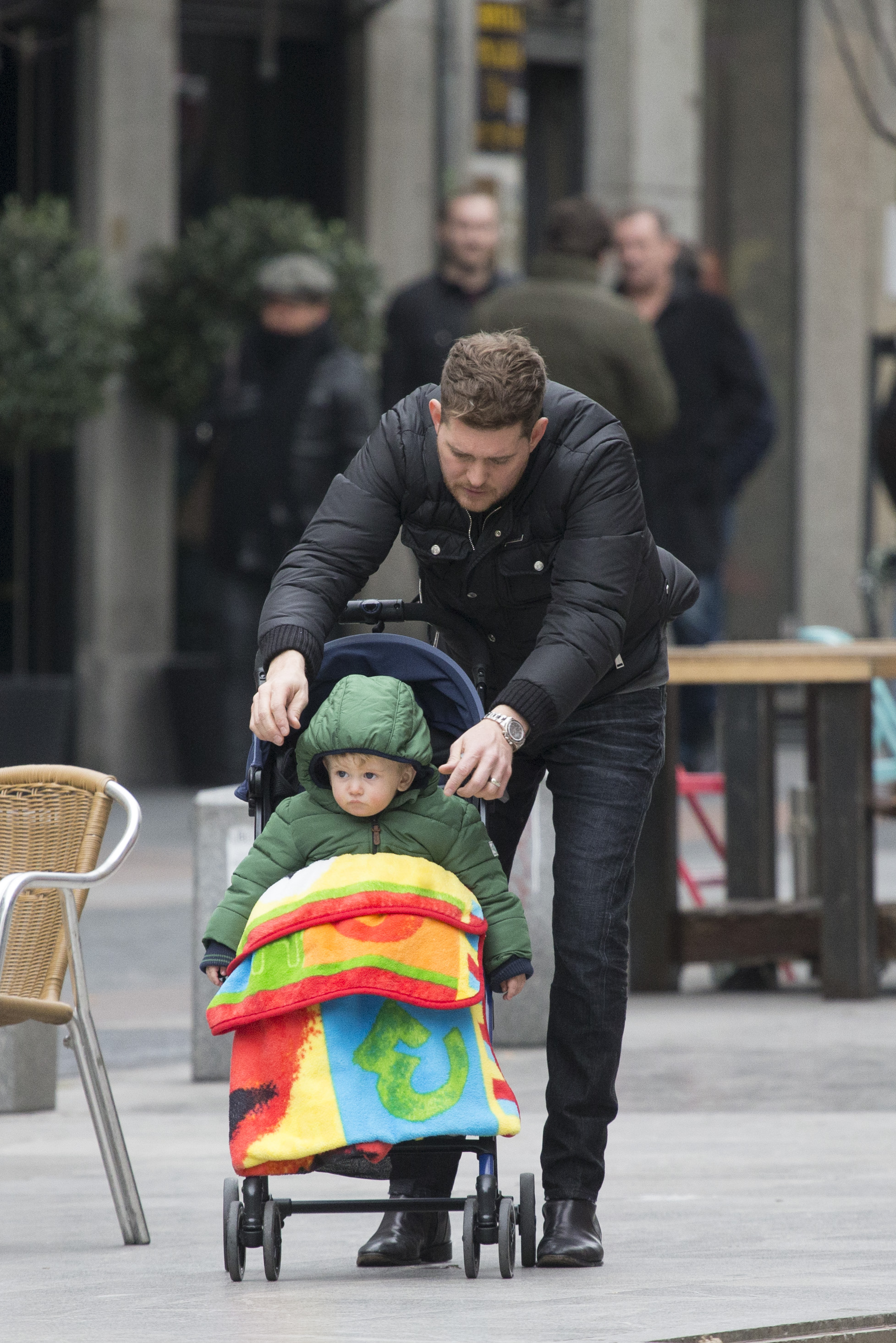 Noah et Michael Bublé repérés à Madrid, en Espagne, le 12 février 2015 | Source : Getty Images