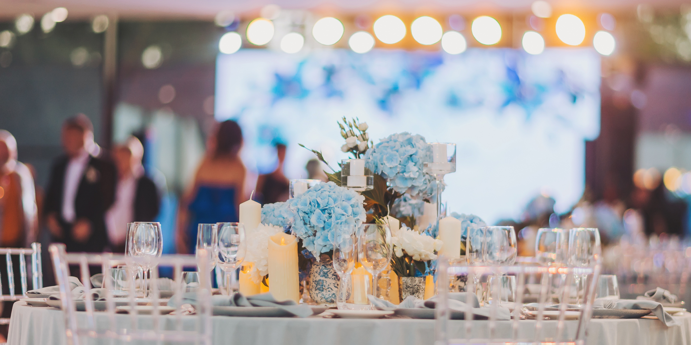 Un cadre de réception de mariage | Source : Shutterstock